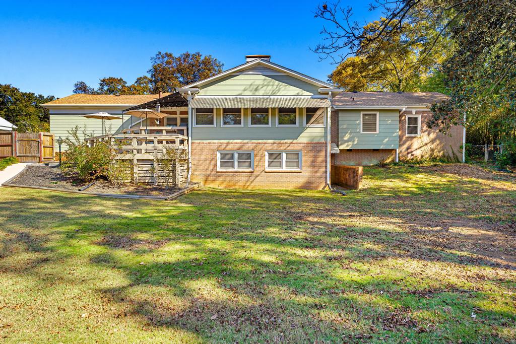 Hartwell, Georgia, 30643, United States, 4 Bedrooms Bedrooms, ,3 BathroomsBathrooms,Residential,For Sale,1989315