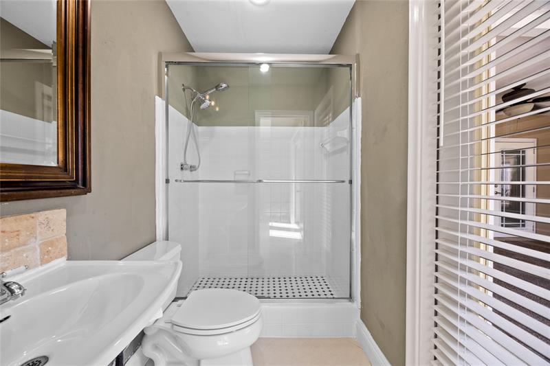Oakland Park, Florida, 33309, United States, 3 Bedrooms Bedrooms, ,2 BathroomsBathrooms,Residential,For Sale,1916888