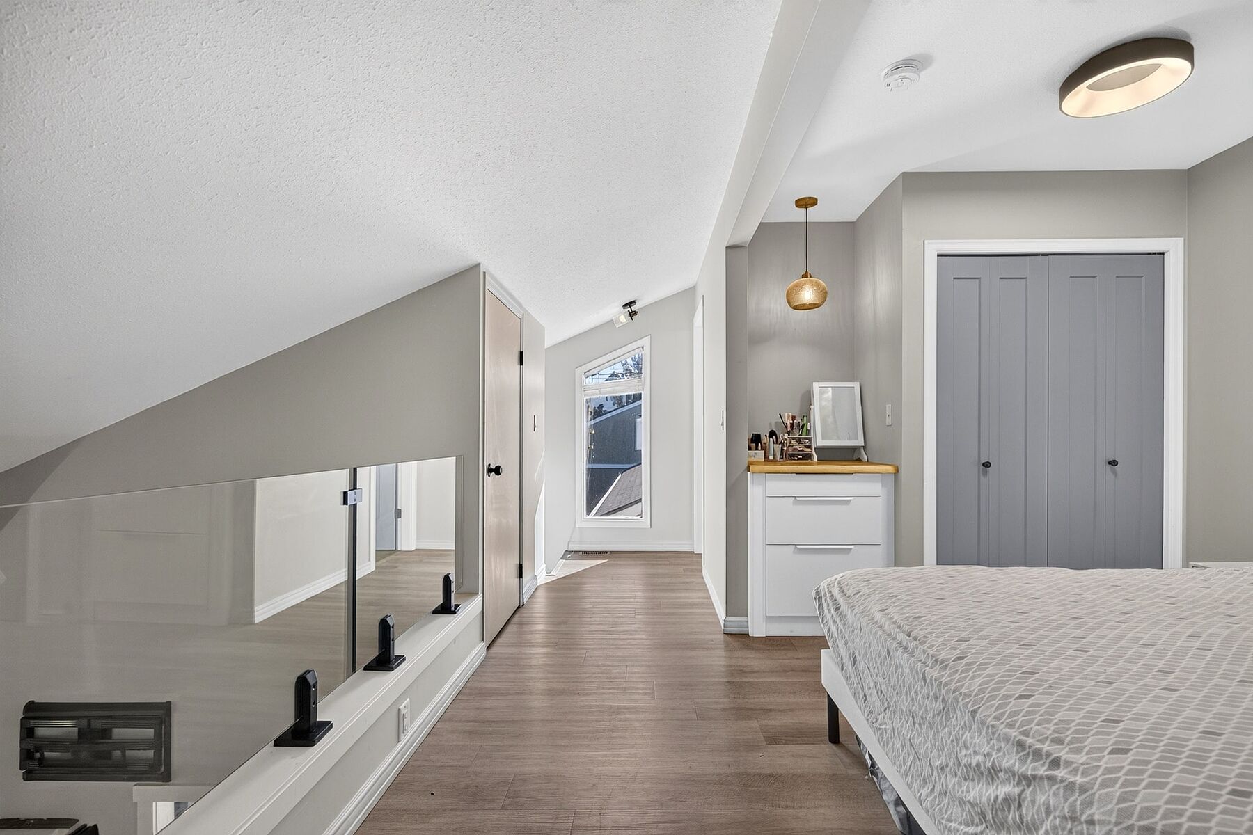  Townhome with Loft - 物件實景