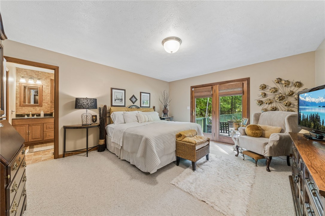 Level Green, Pennsylvania, 15085, United States, 4 Bedrooms Bedrooms, ,4 BathroomsBathrooms,Residential,For Sale,2049075