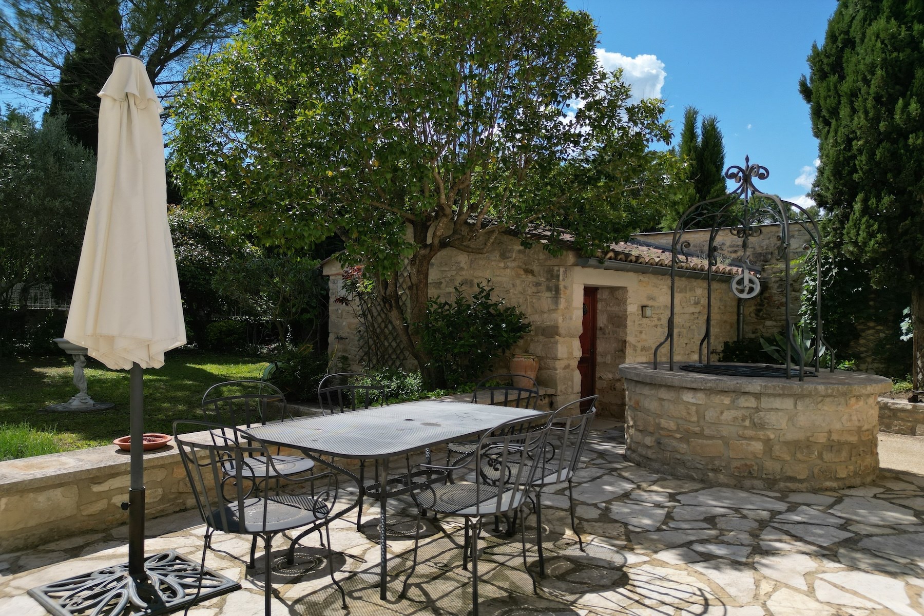  Exclusive Listing – Character-Filled Village Home with Garden, Terrace & Scenic… - 物件實景