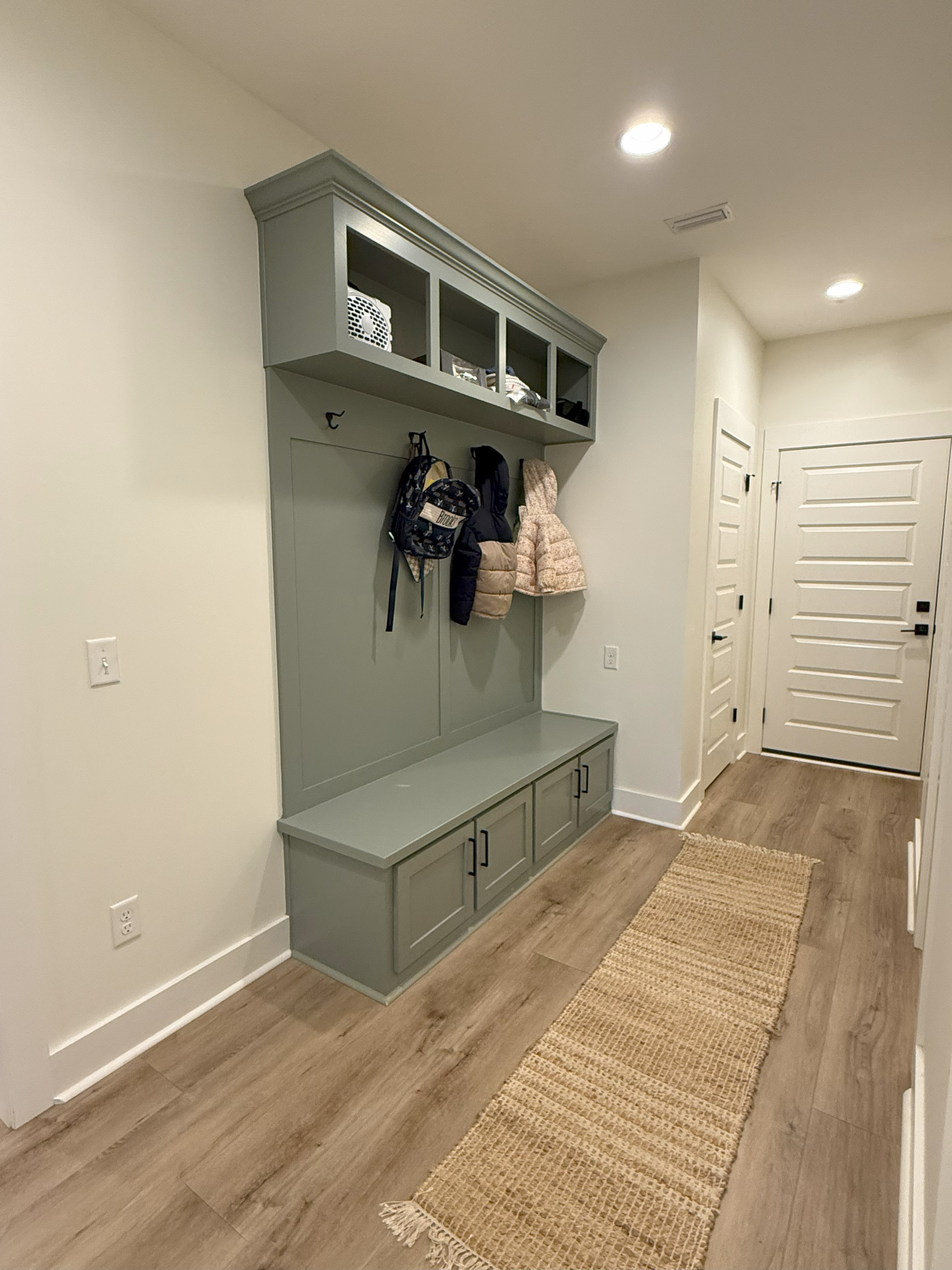 Headland, Alabama, 36345, United States, 4 Bedrooms Bedrooms, ,4 BathroomsBathrooms,Residential,For Sale,1977217