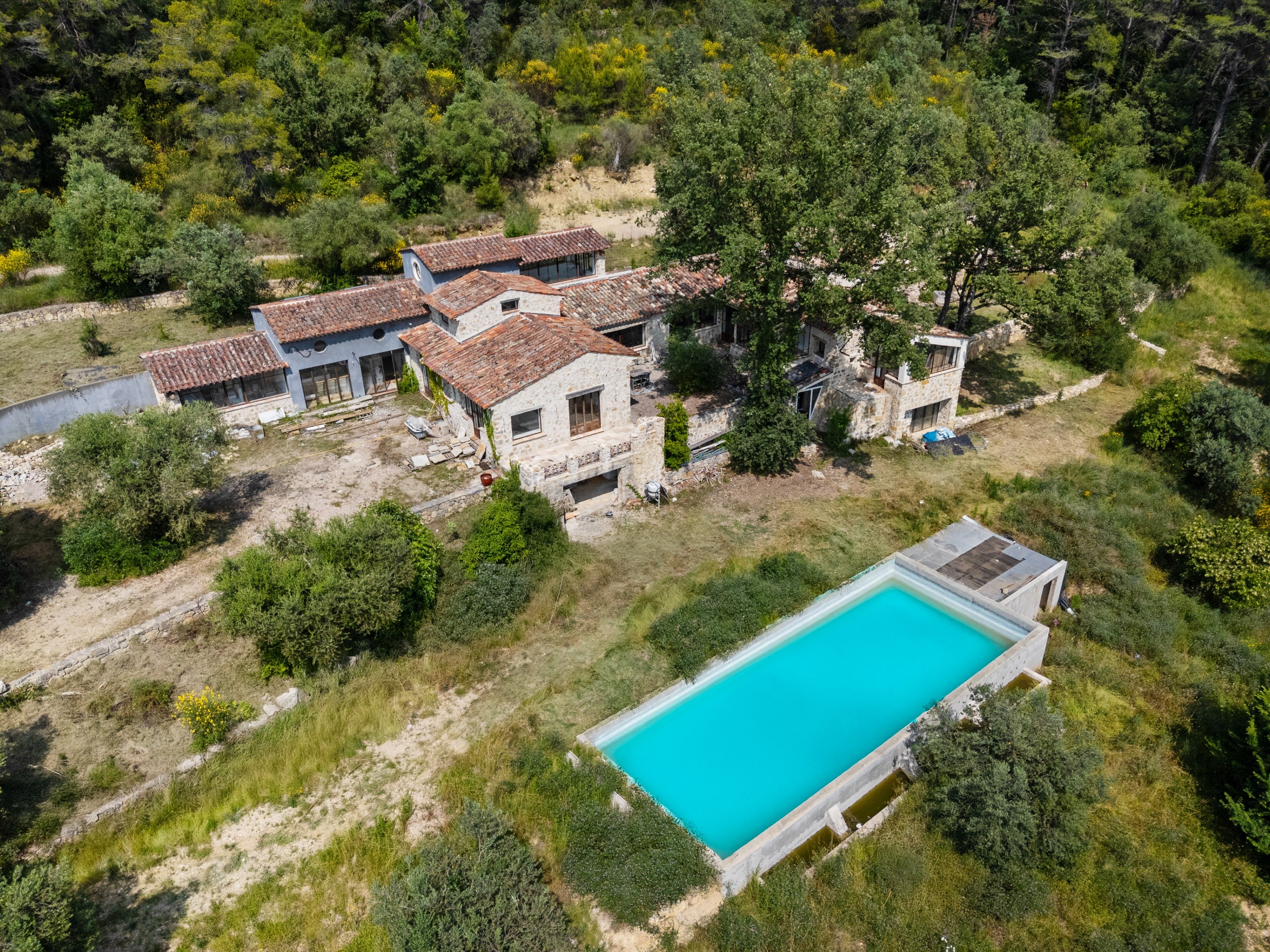  Stone house with panoramic view and olive grove in Tourrettes near Terre Blanch… - 物件實景