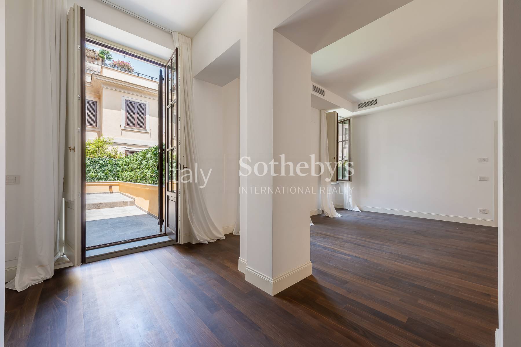  Prestigious Apartment with Terrace in the historic center - 物件實景