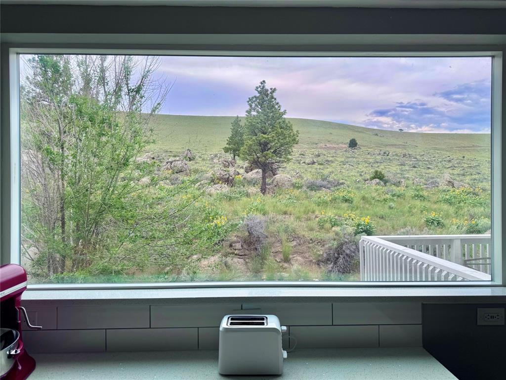 Helena, Montana, 59601, United States, 5 Bedrooms Bedrooms, ,4 BathroomsBathrooms,Residential,For Sale,2048262
