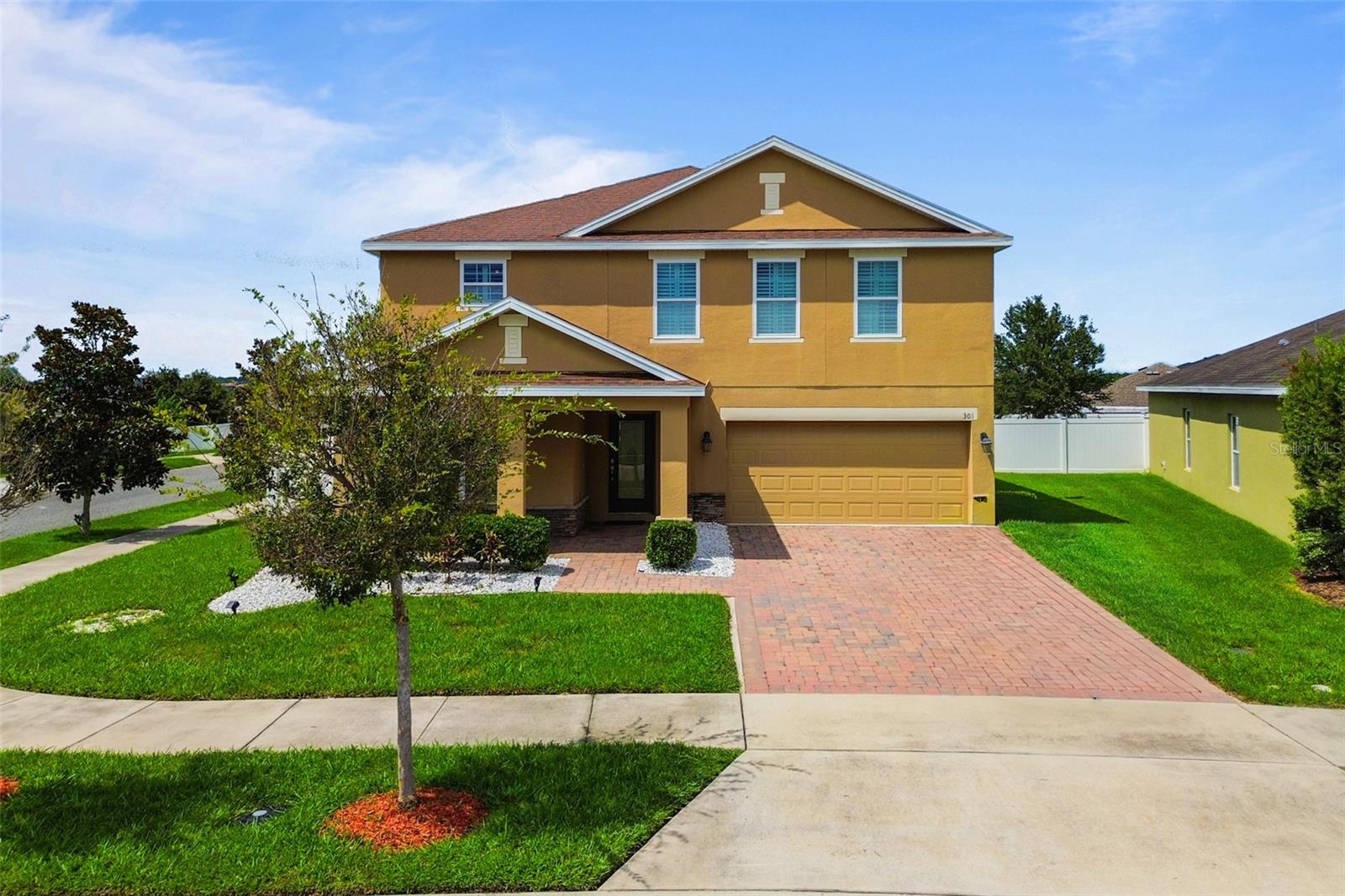 Sparrow Hawk Dr, Groveland, FL 34736