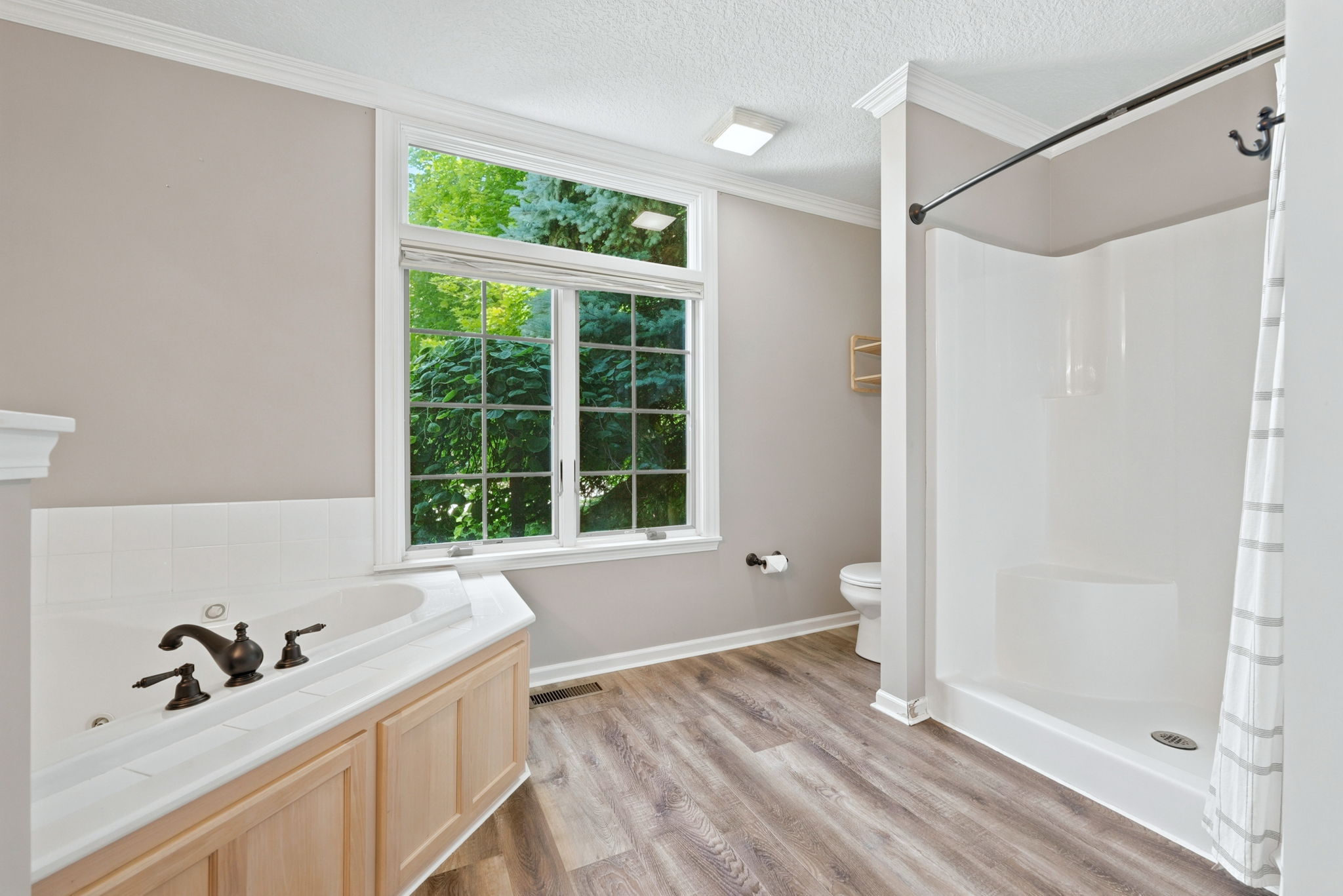 Excellent 3 Bedroom Home with Finished Basement in Fort Wayne - 物件實景