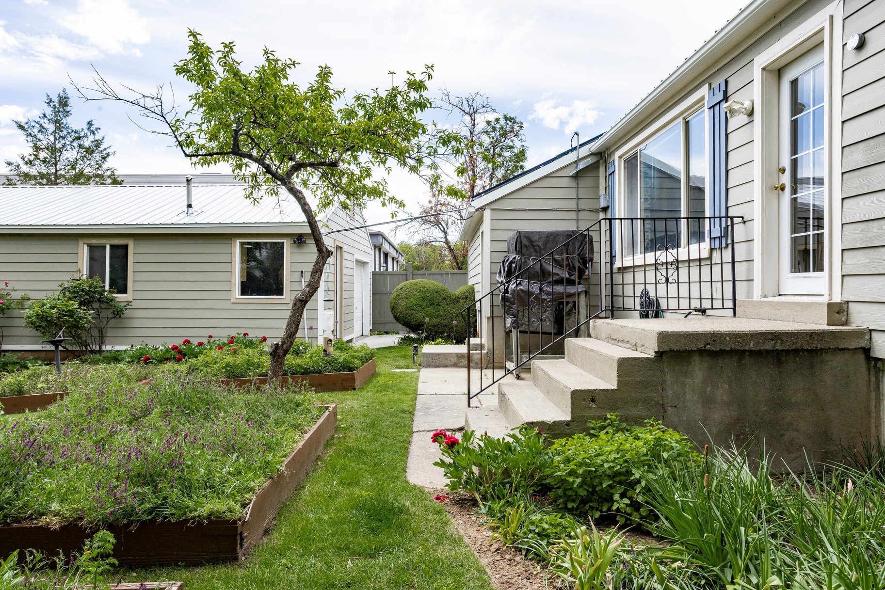  Multifamily Homestead in the Heart of Holladay - 物件實景