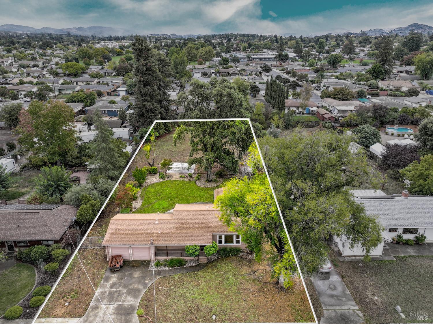 Napa, California, 94558, United States, 3 Bedrooms Bedrooms, ,1 BathroomBathrooms,Residential,For Sale,1988098