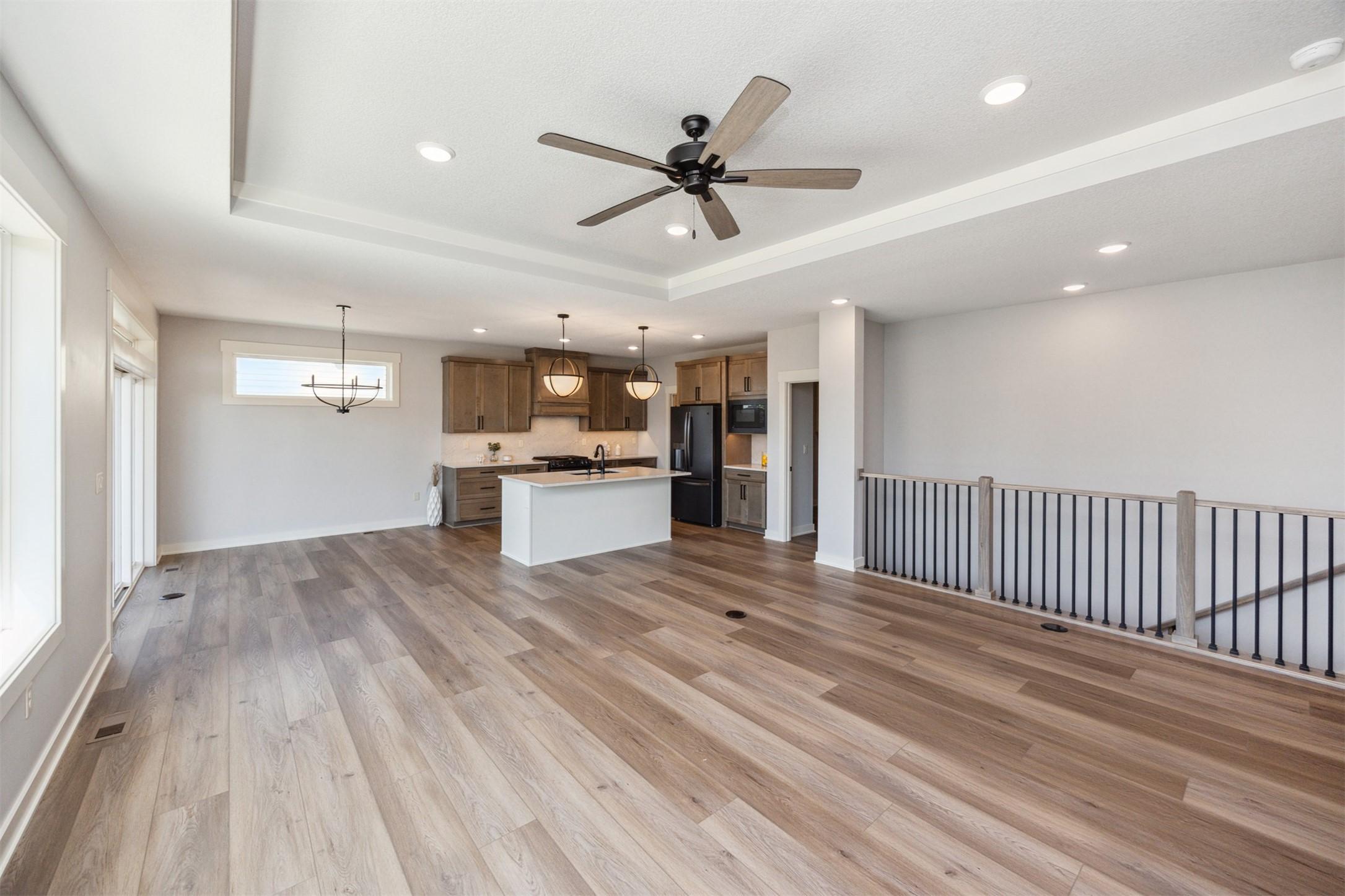 Clive, Iowa, 50325, United States, 4 Bedrooms Bedrooms, ,3 BathroomsBathrooms,Residential,For Sale,1977212