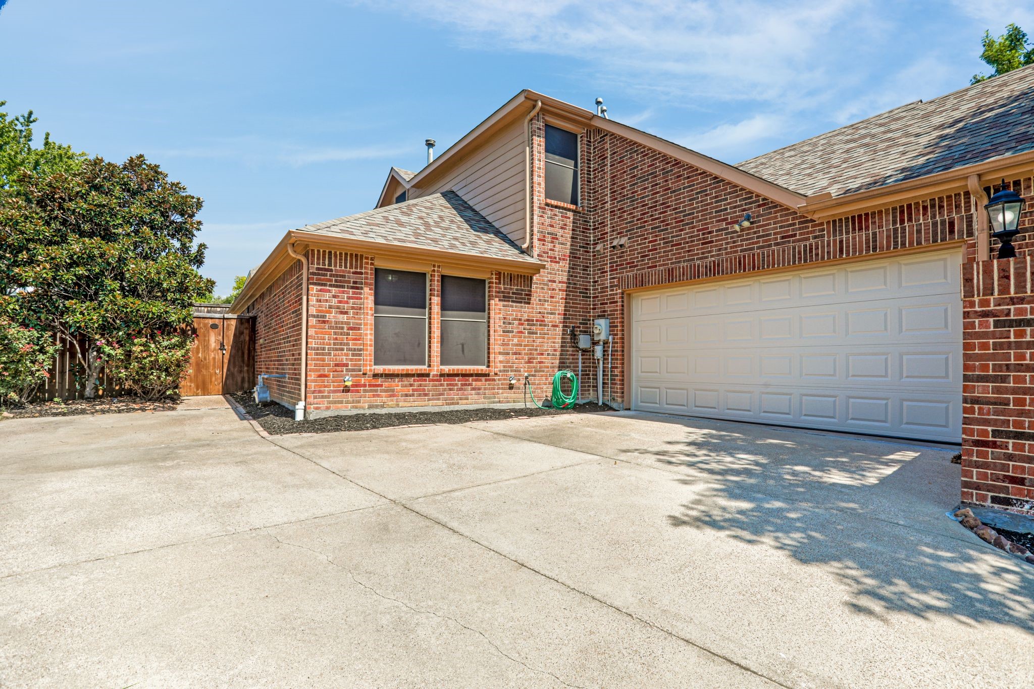 North Richland Hills, Texas, 76180, United States, 5 Bedrooms Bedrooms, ,4 BathroomsBathrooms,Residential,For Sale,1946878