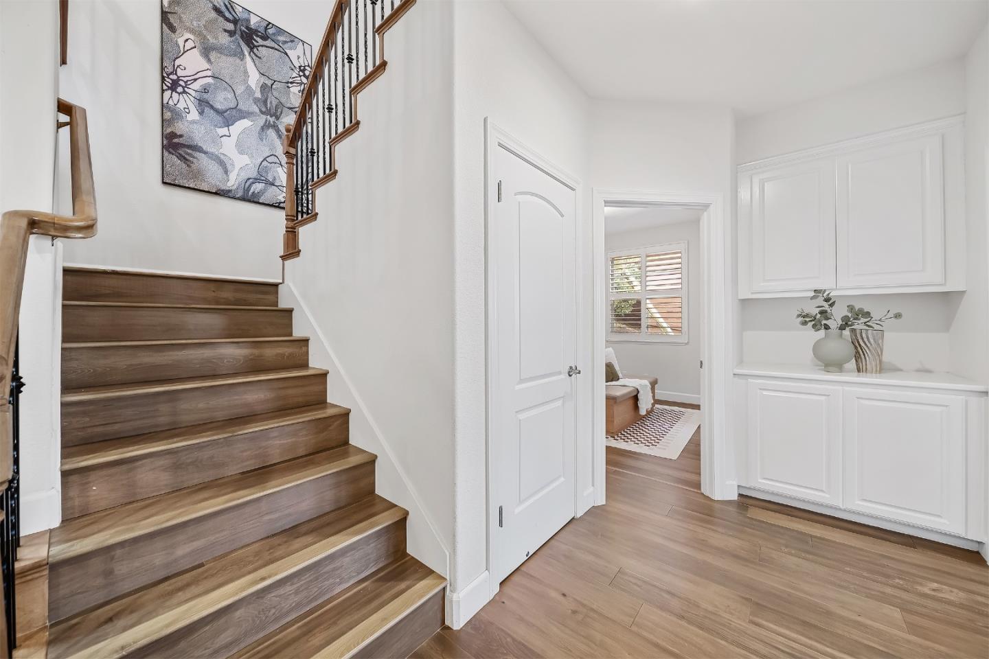 Brisbane, California, 94005, United States, 5 Bedrooms Bedrooms, ,3 BathroomsBathrooms,Residential,For Sale,1940536