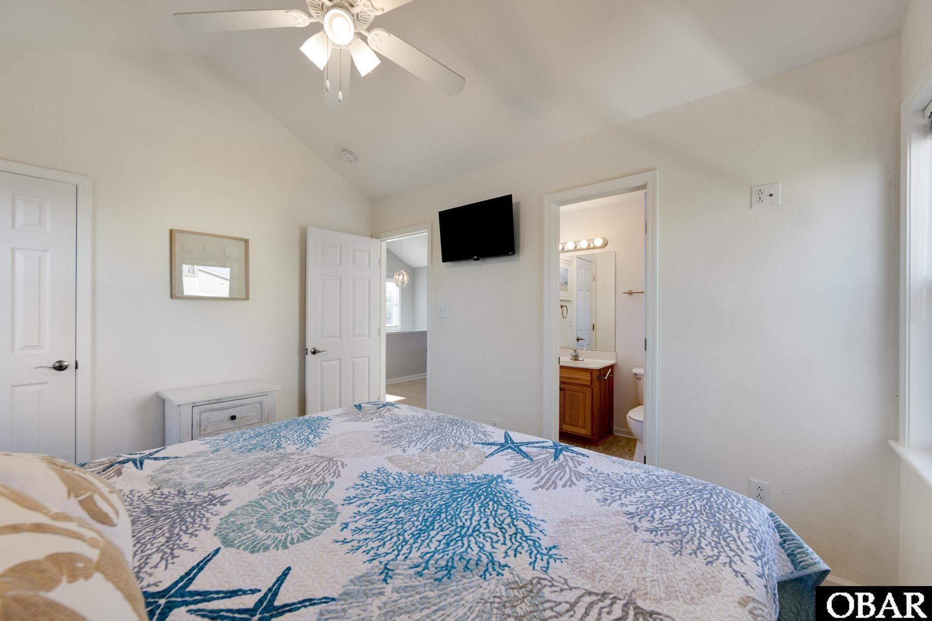 Corolla, North Carolina, 27927, United States, 5 Bedrooms Bedrooms, ,3 BathroomsBathrooms,Residential,For Sale,2006038