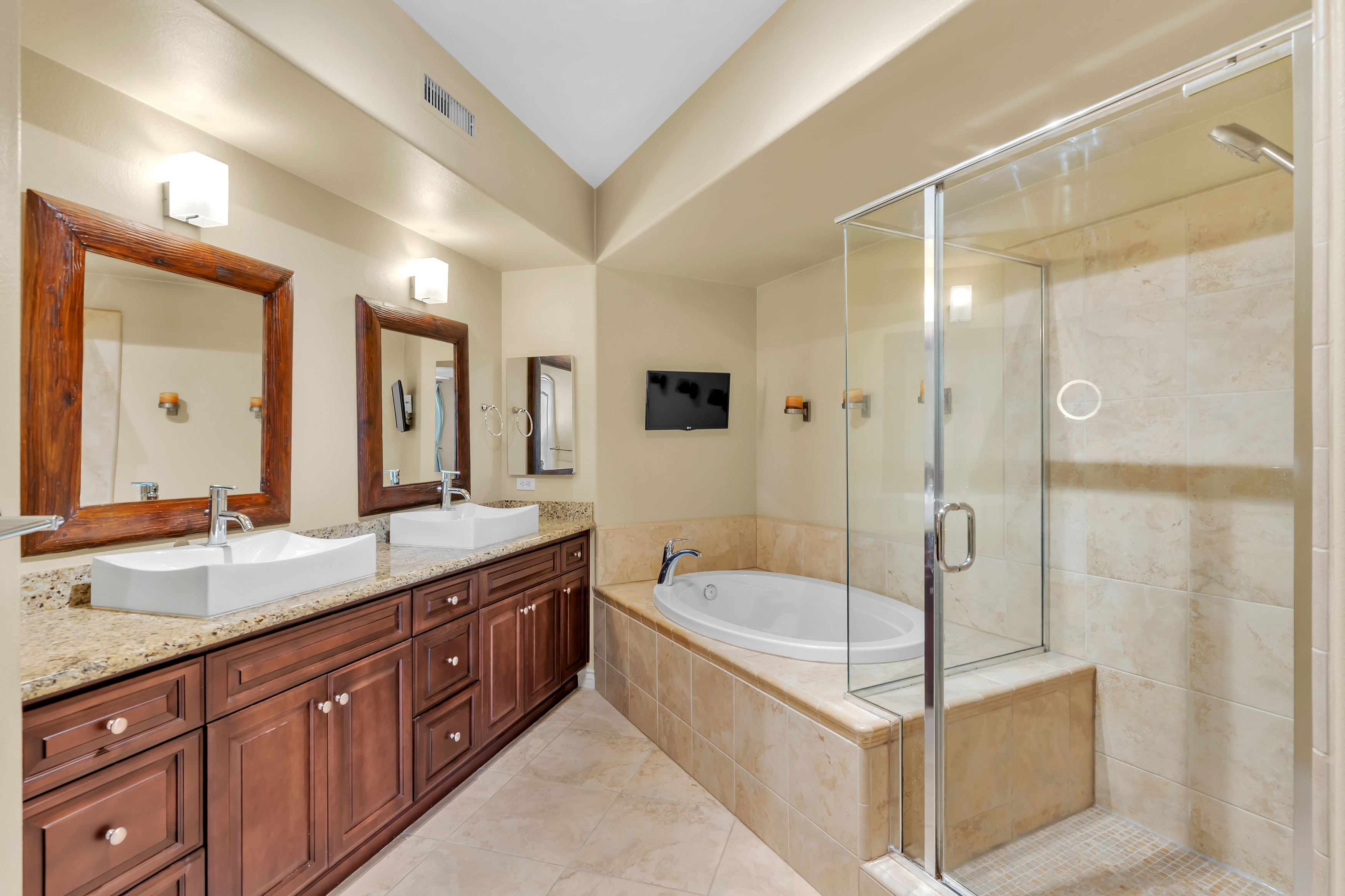  8355 Station Village Lane Unit 4219, San Diego, CA 92108 - 物件實景