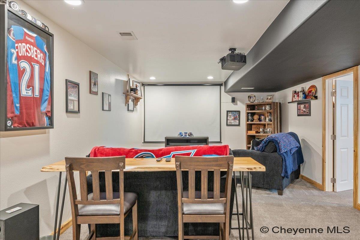 Cheyenne, Wyoming, 82007, United States, 4 Bedrooms Bedrooms, ,3 BathroomsBathrooms,Residential,For Sale,1941950