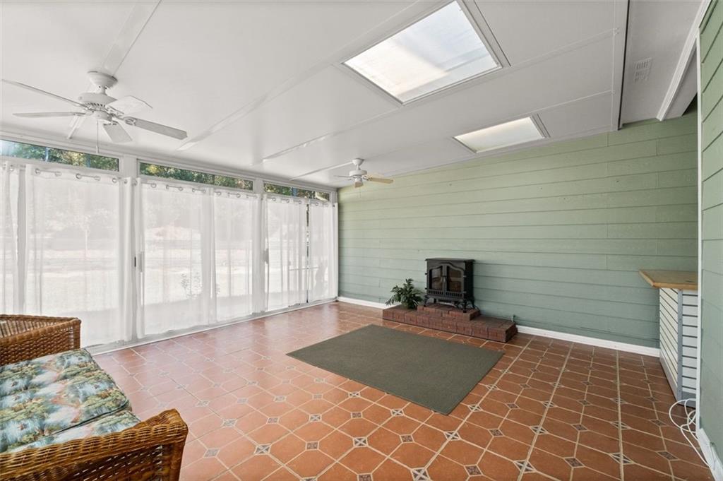 Cumming, Georgia, 30041, United States, 4 Bedrooms Bedrooms, ,3 BathroomsBathrooms,Residential,For Sale,1989583