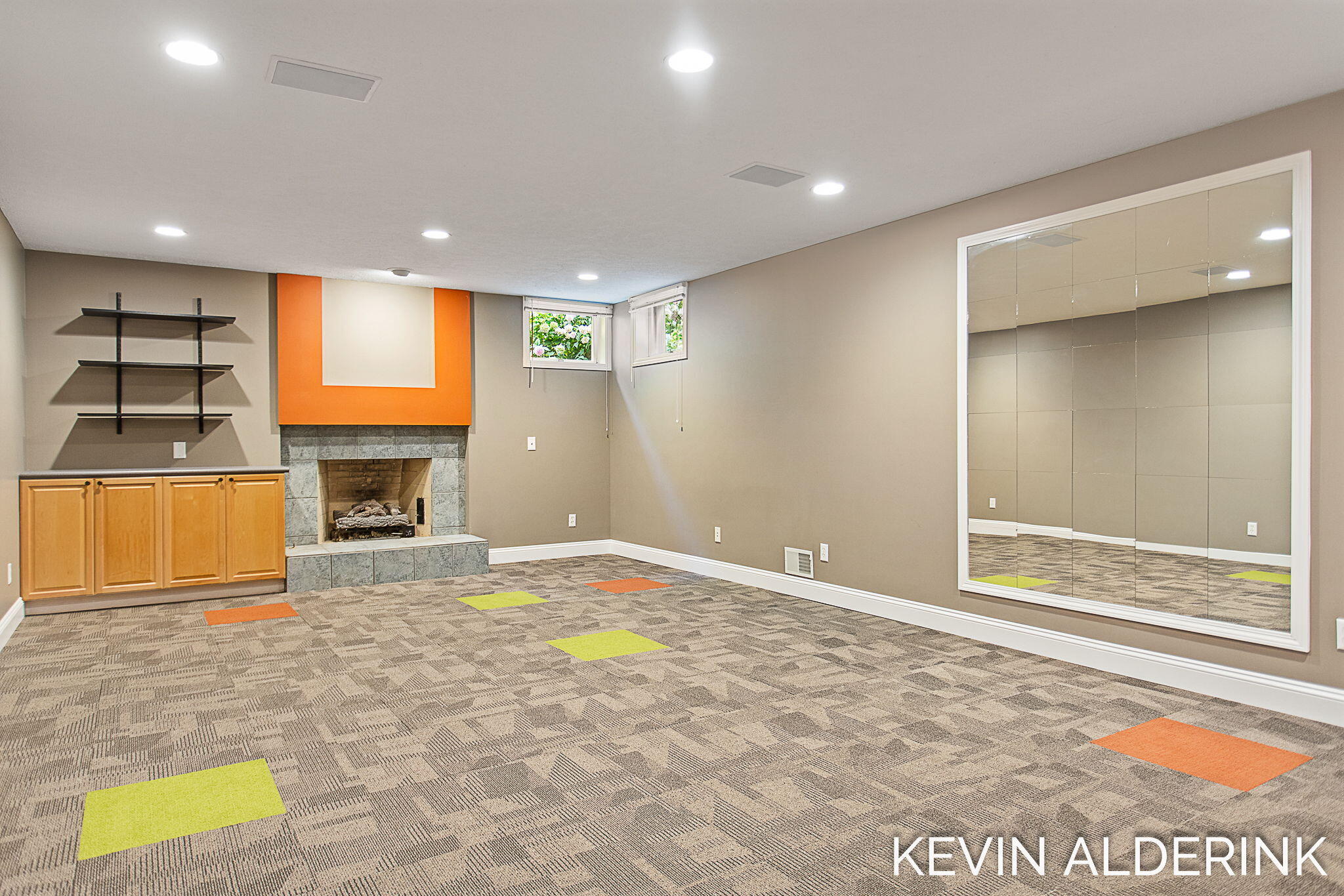 Holland, Michigan, 49423, United States, 5 Bedrooms Bedrooms, ,6 BathroomsBathrooms,Residential,For Sale,1908237