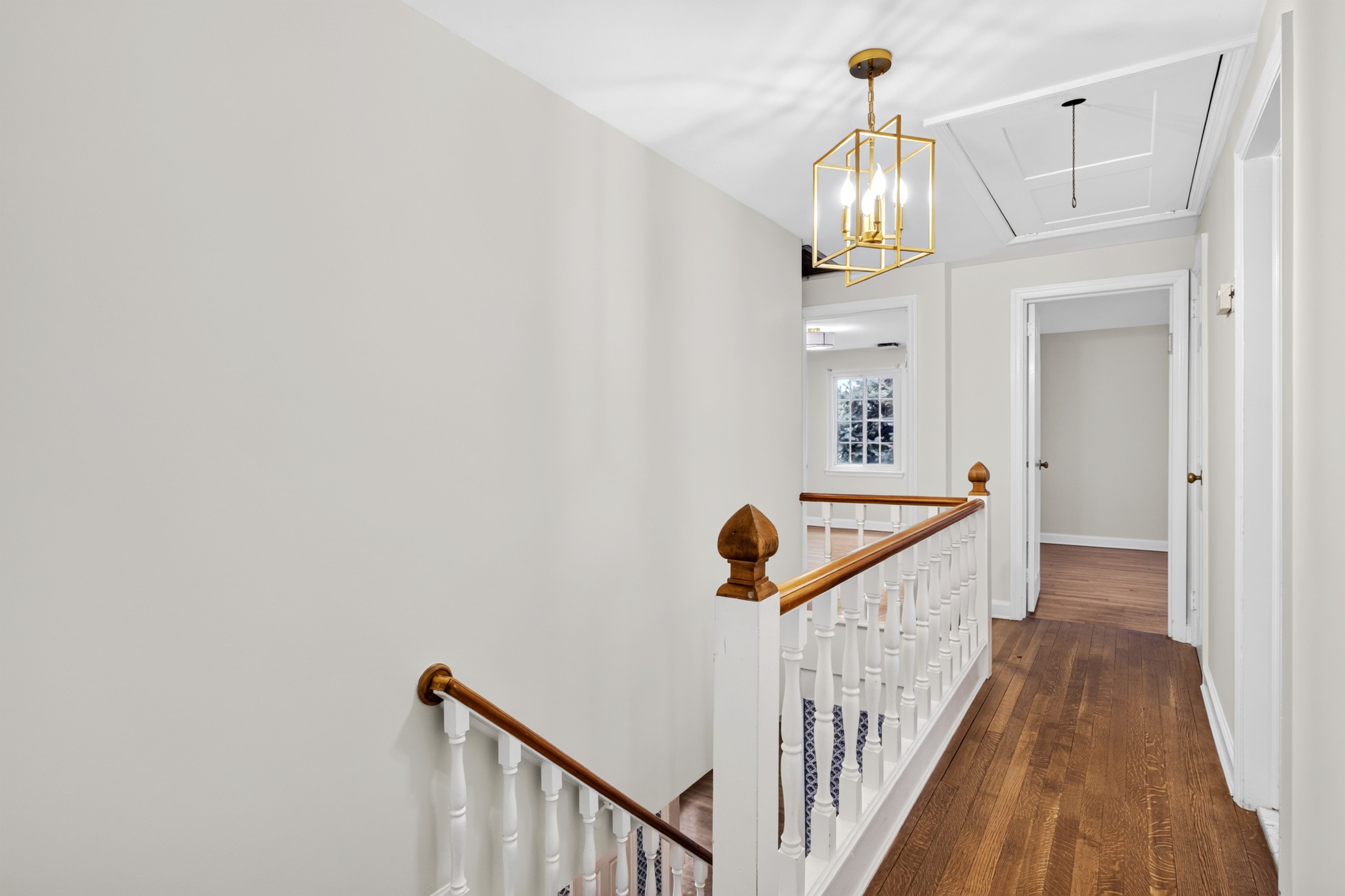  10 Ridge Drive, Port Washington, NY 11050 - 物件實景