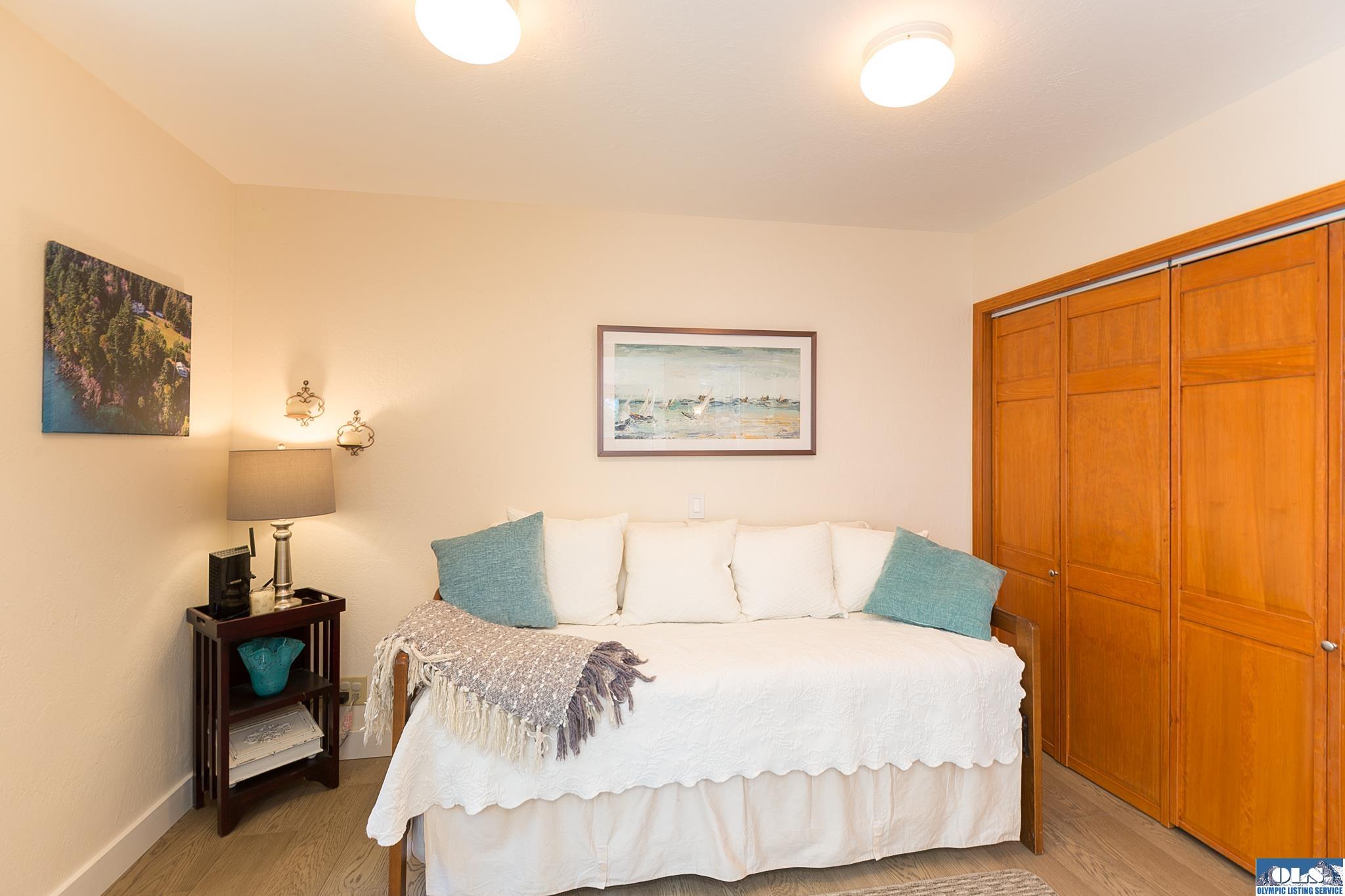 Port Angeles, Washington, 98363, United States, 4 Bedrooms Bedrooms, ,5 BathroomsBathrooms,Residential,For Sale,1905909