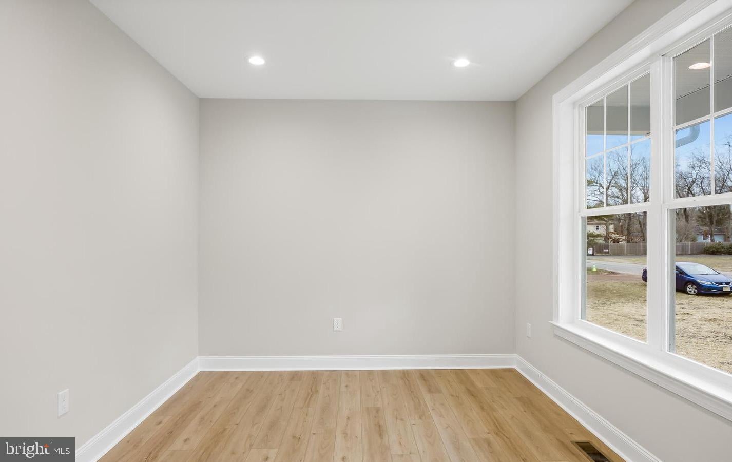 HAMMONTON, New Jersey, 08037, United States, 4 Bedrooms Bedrooms, ,3 BathroomsBathrooms,Residential,For Sale,1996432