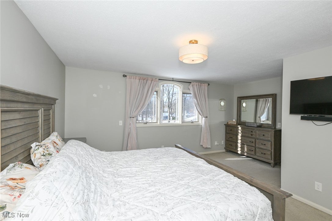 Massillon, Ohio, 44646, United States, 5 Bedrooms Bedrooms, ,4 BathroomsBathrooms,Residential,For Sale,2012066