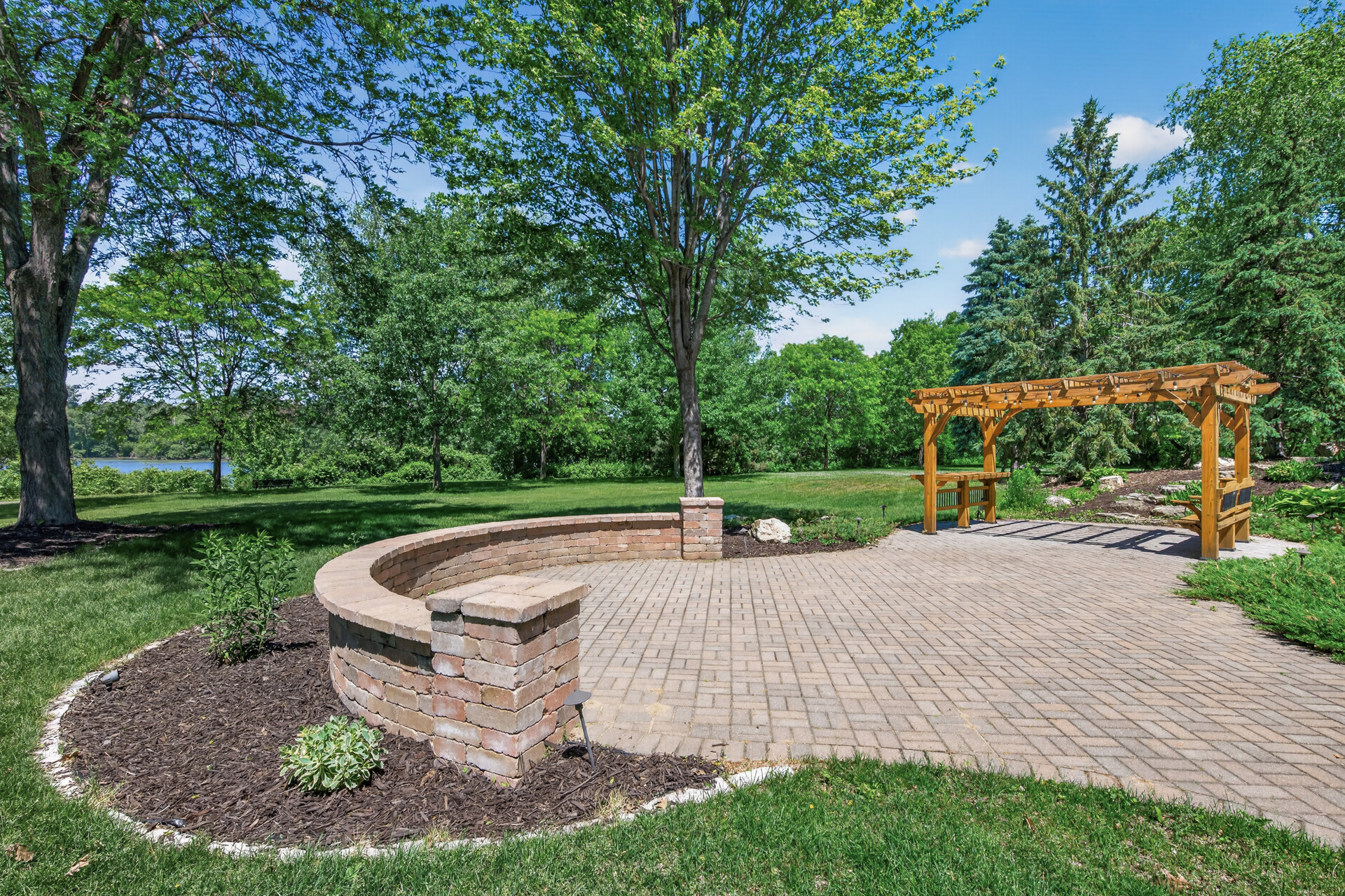  Luxury Lakeside Retreat in the Heart of Woodbury - 物件實景