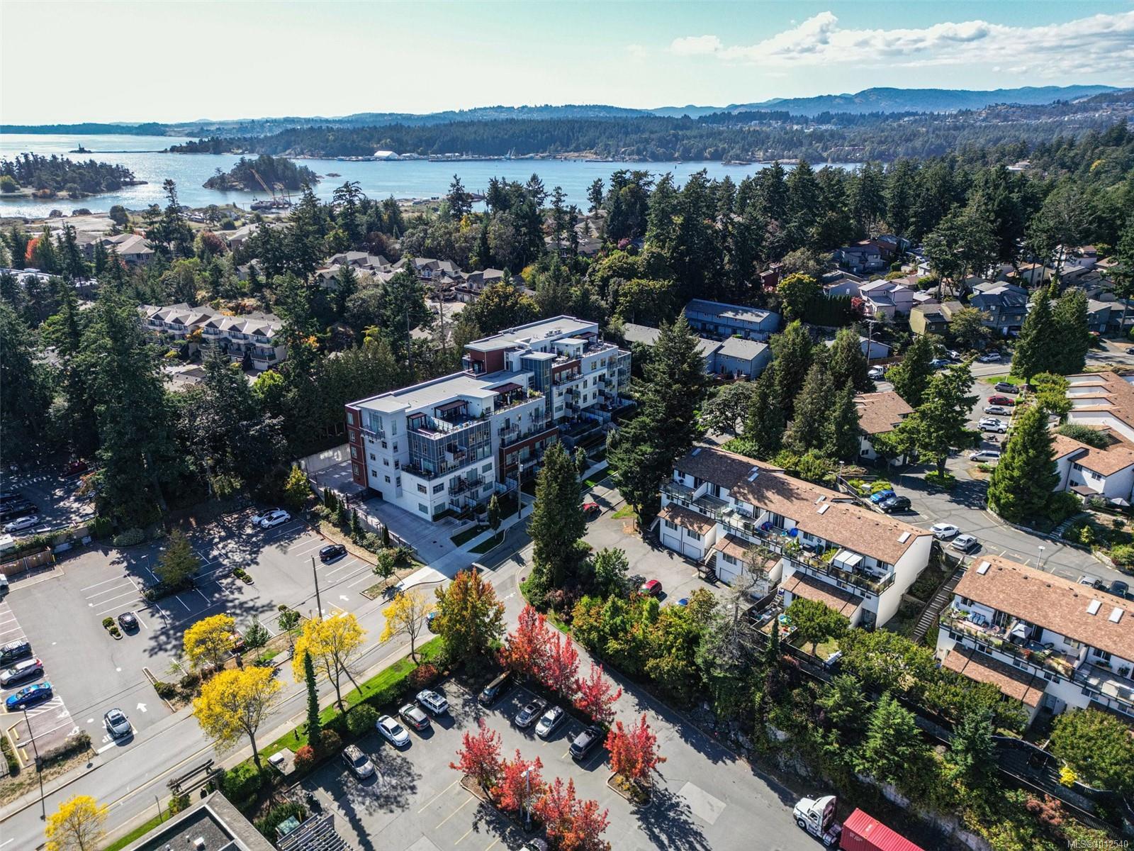 VIEW ROYAL, British Columbia, V9A 2P8, CA, 2 Bedrooms Bedrooms, ,Residential,For Sale,1948032