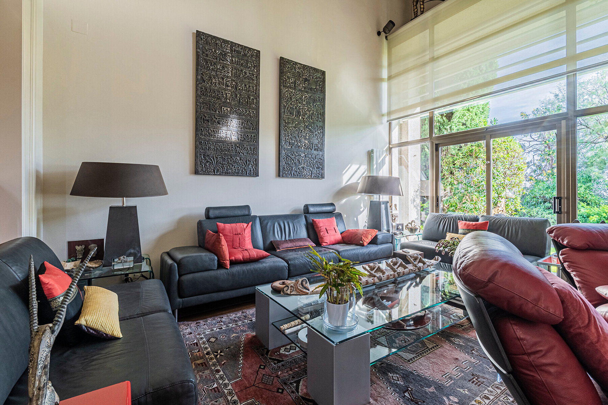  Exclusive single-family home with a large yard, views, and privacy in La Miranda - 物件實景