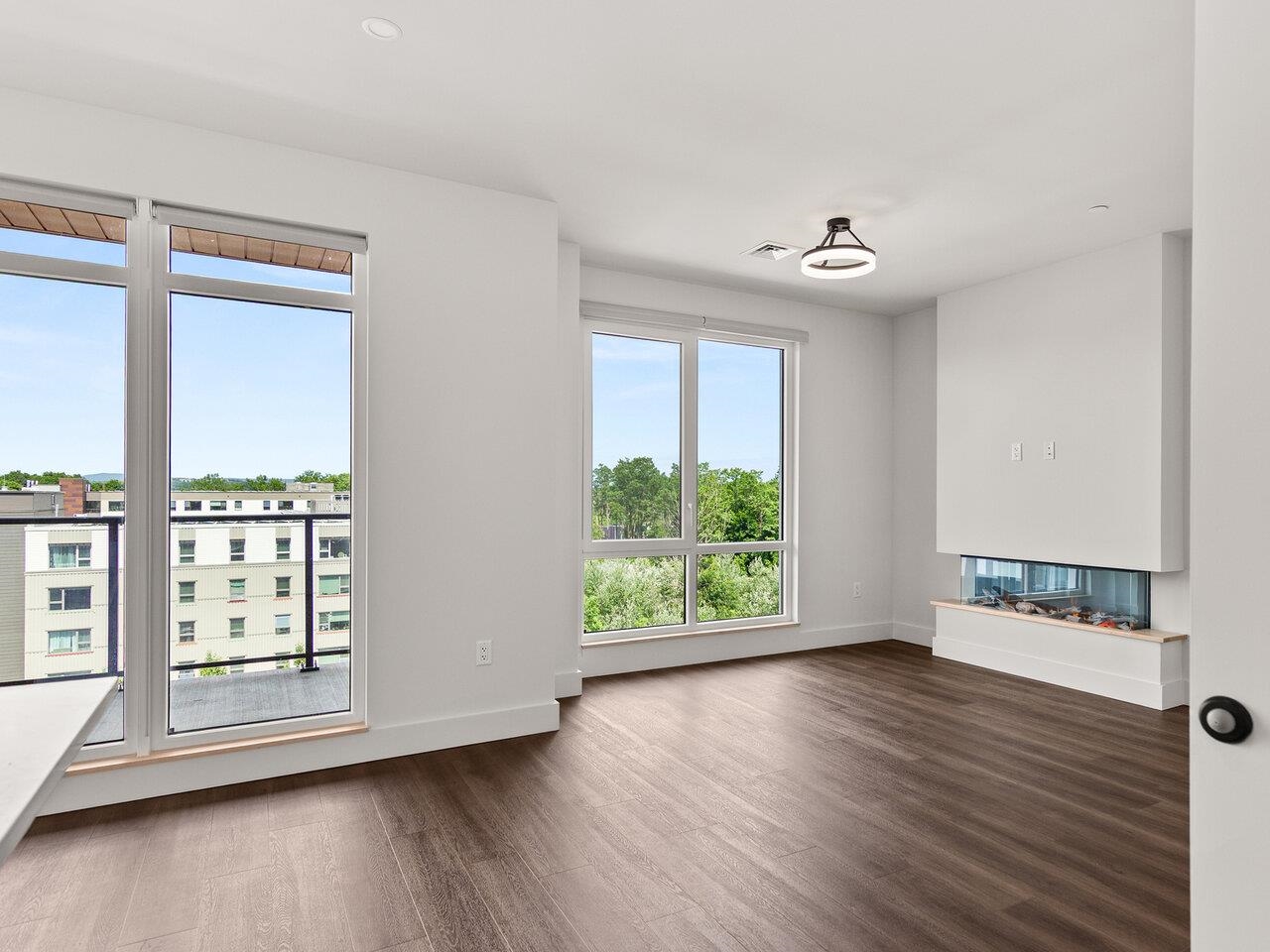 Burlington, Vermont, 05401, United States, 1 Bedroom Bedrooms, ,Residential,For Sale,1777342