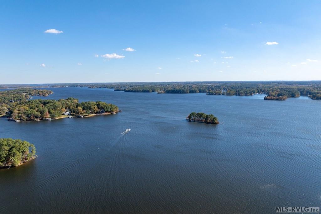 Henrico, North Carolina, 27842, United States, 2 Bedrooms Bedrooms, ,2 BathroomsBathrooms,Residential,For Sale,1988120