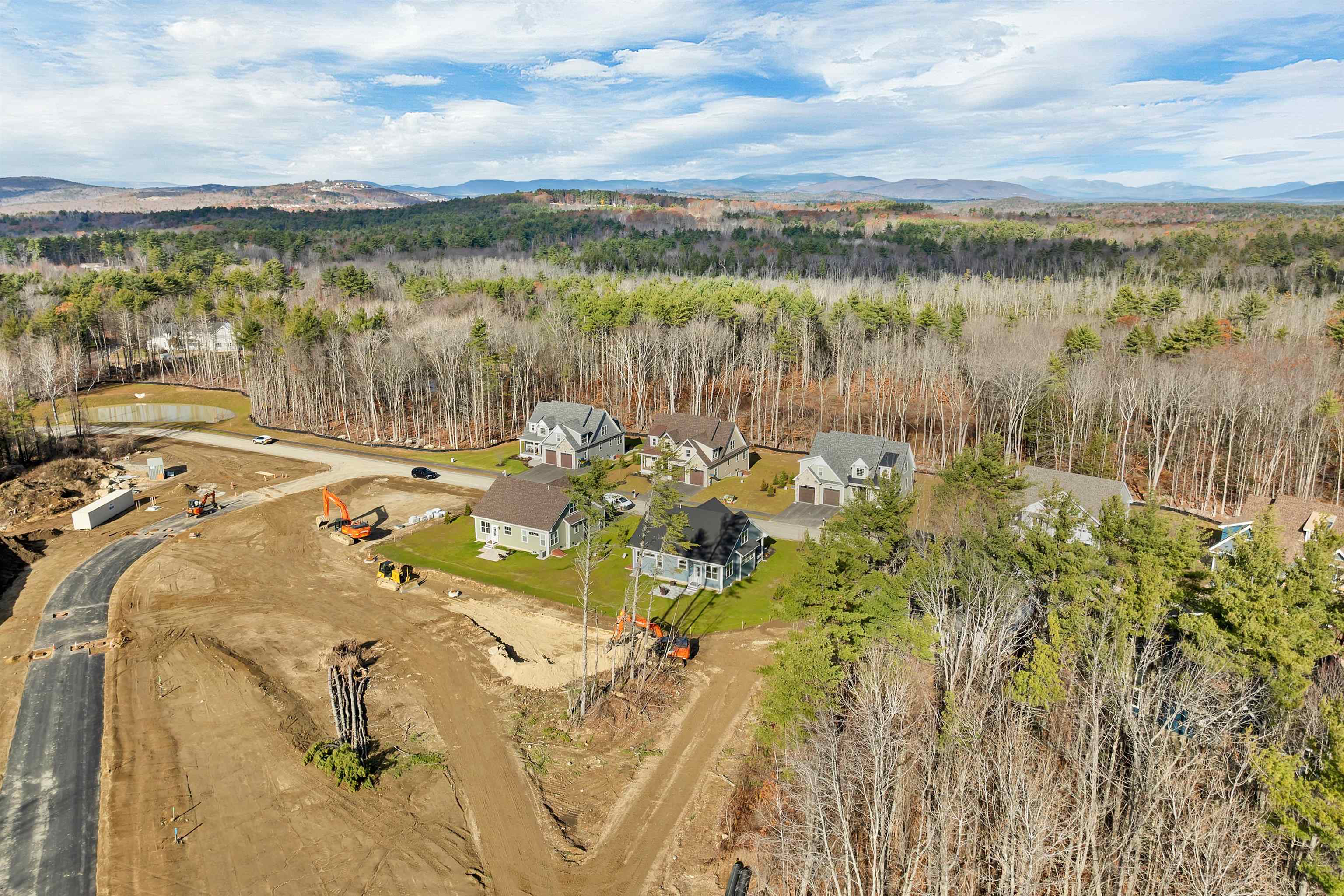 Laconia, New Hampshire, 03246, United States, 3 Bedrooms Bedrooms, ,3 BathroomsBathrooms,Residential,For Sale,1999795