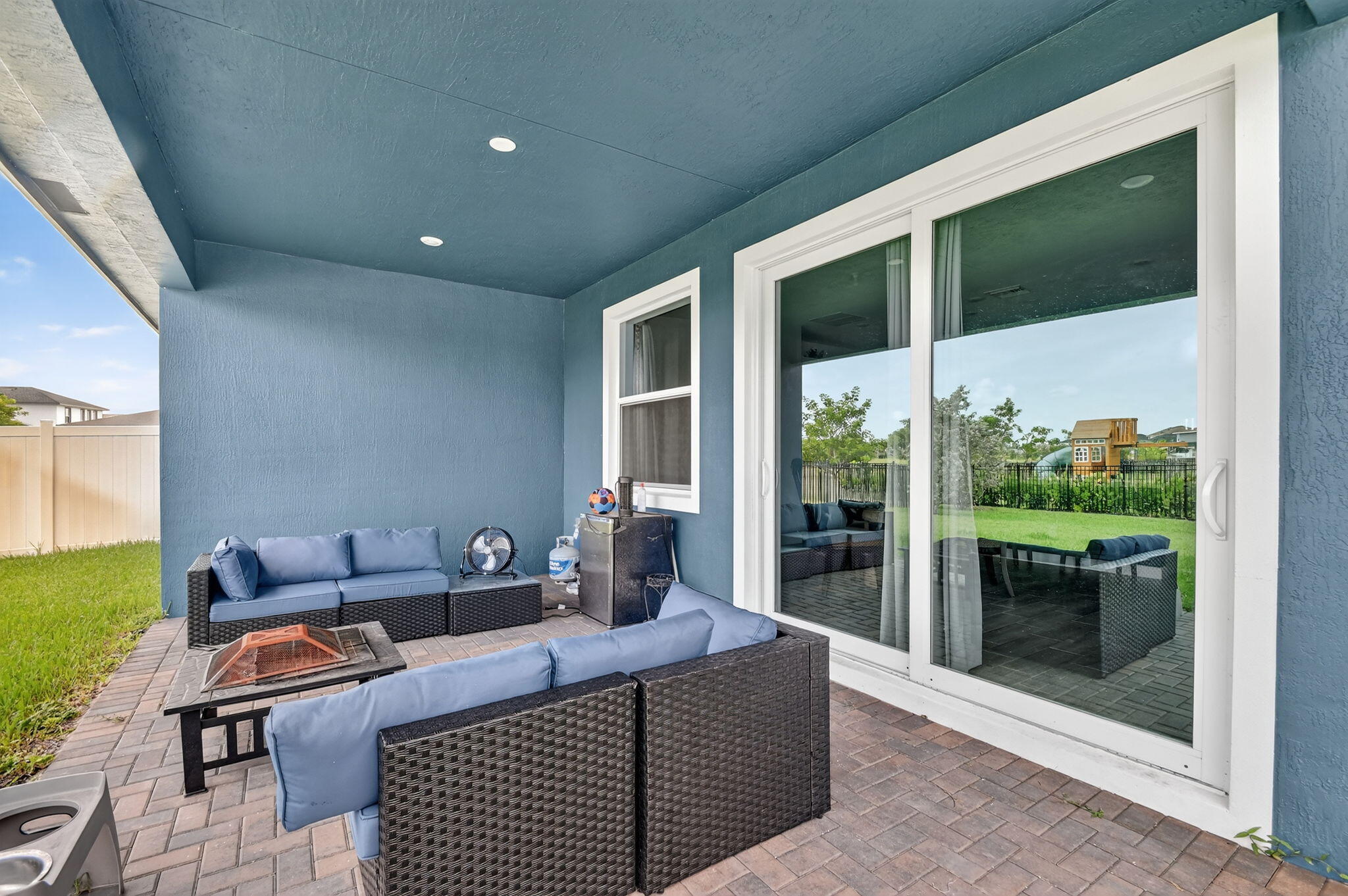 Loxahatchee, Florida, 33470, United States, 5 Bedrooms Bedrooms, ,4 BathroomsBathrooms,Residential,For Sale,1988065