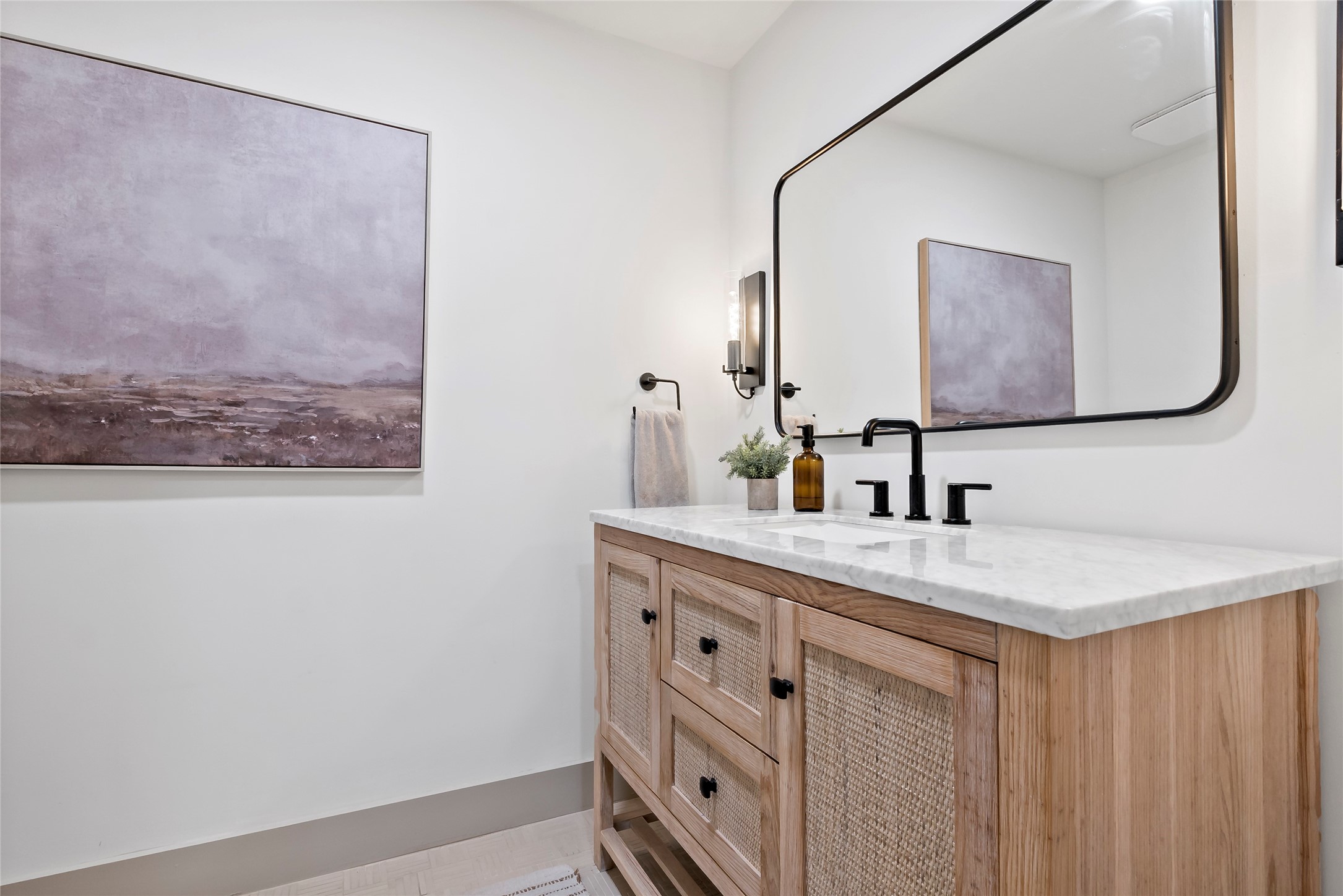 College Station, Texas, 77845, United States, 4 Bedrooms Bedrooms, ,5 BathroomsBathrooms,Residential,For Sale,1940376
