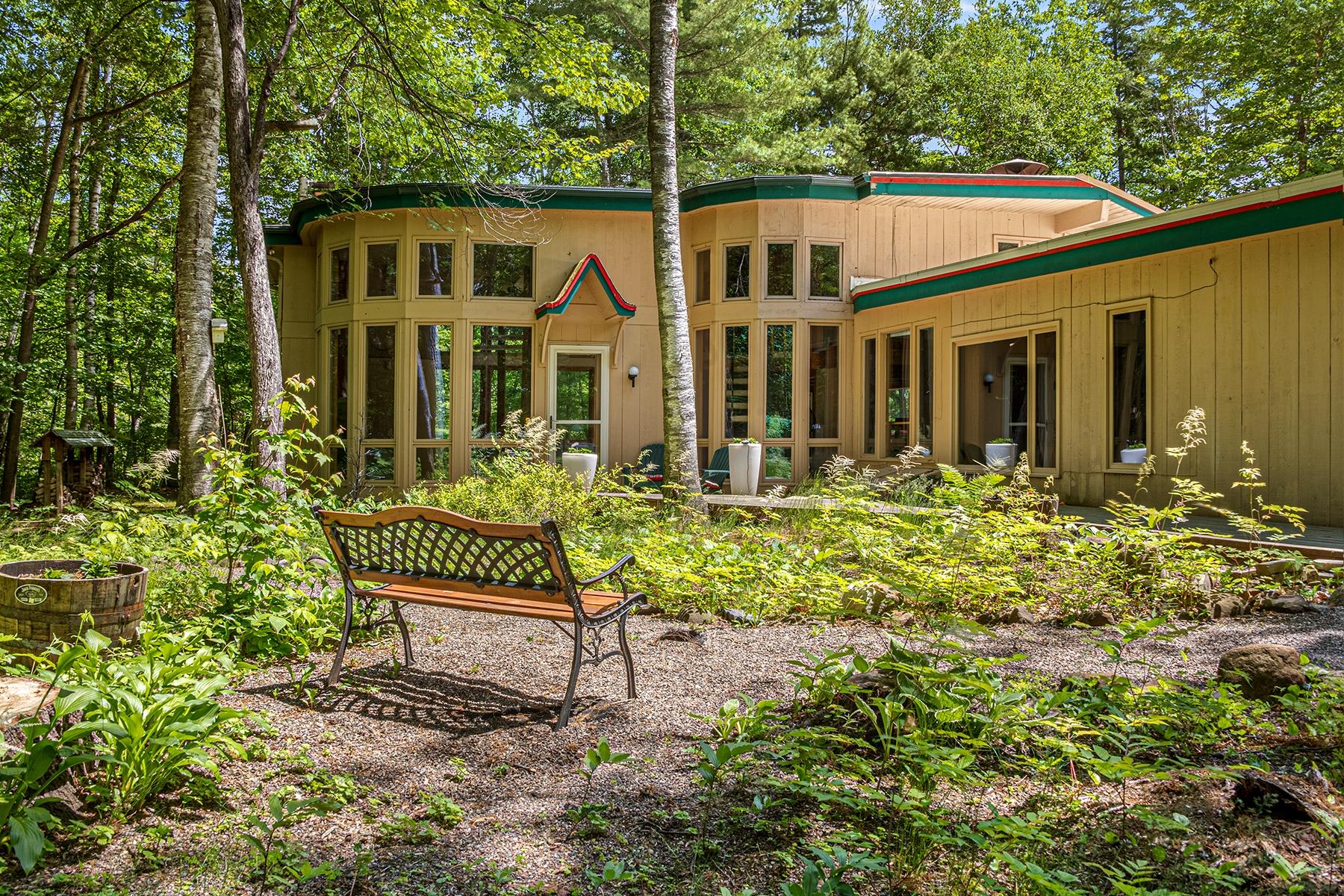 Manitowish Waters, Wisconsin, 54545, United States, 4 Bedrooms Bedrooms, ,3 BathroomsBathrooms,Residential,For Sale,1974750