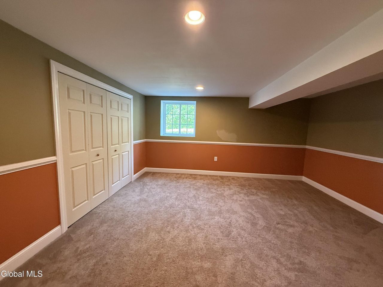 Queensbury, New York, 12804, United States, 4 Bedrooms Bedrooms, ,4 BathroomsBathrooms,Residential,For Sale,1908920
