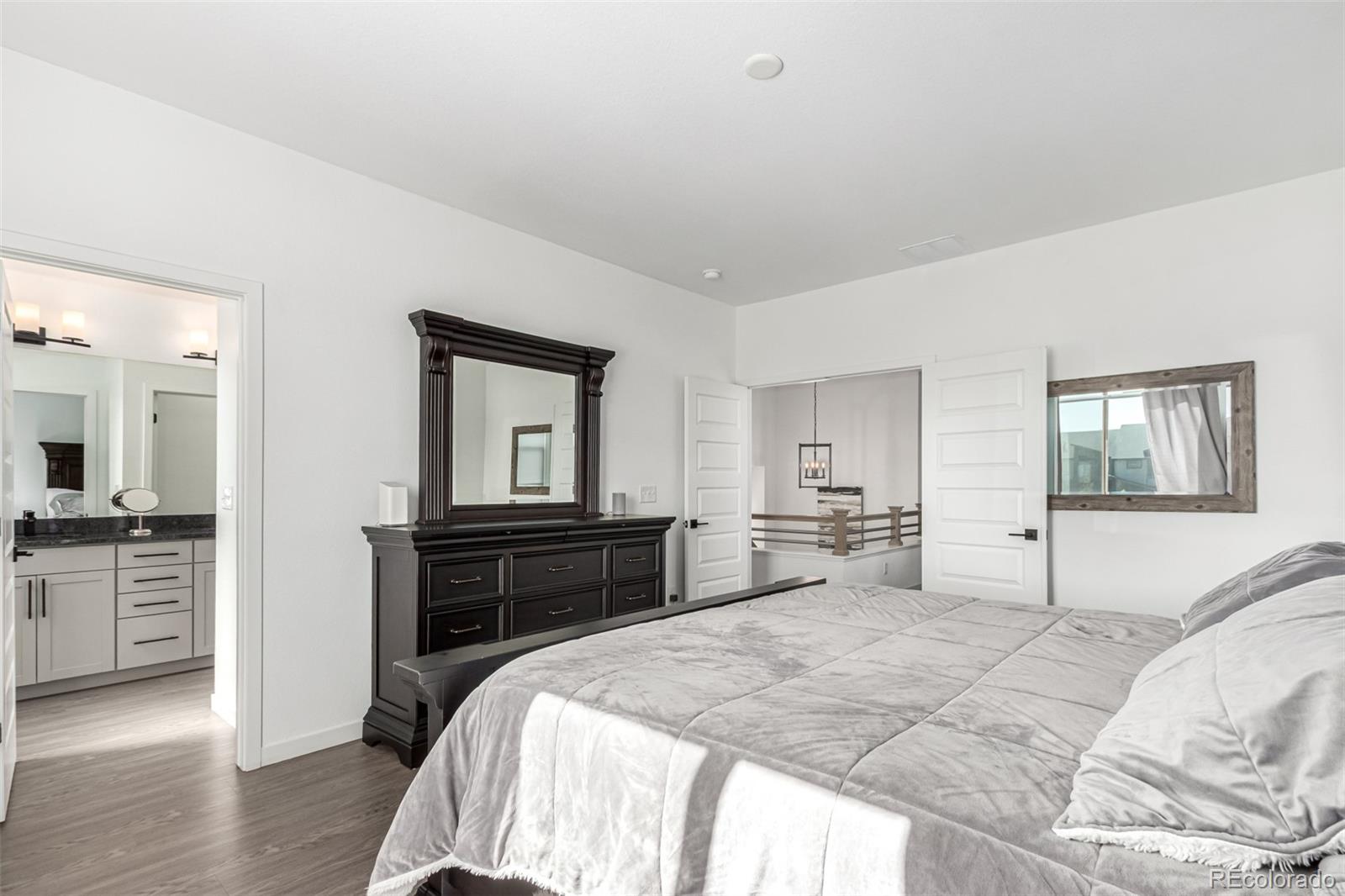 Arvada, Colorado, 80004, United States, 3 Bedrooms Bedrooms, ,2 BathroomsBathrooms,Residential,For Sale,1973817