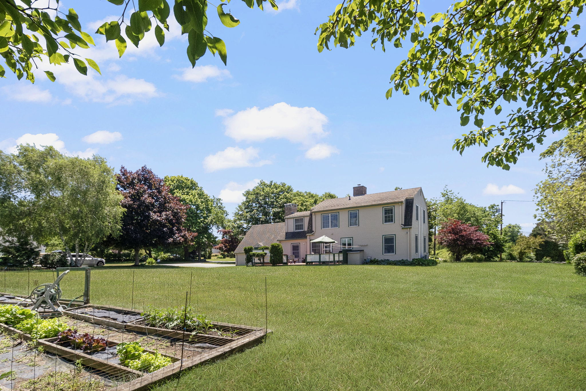  227 Prospect Avenue, Middletown, RI 02842 - 物件實景