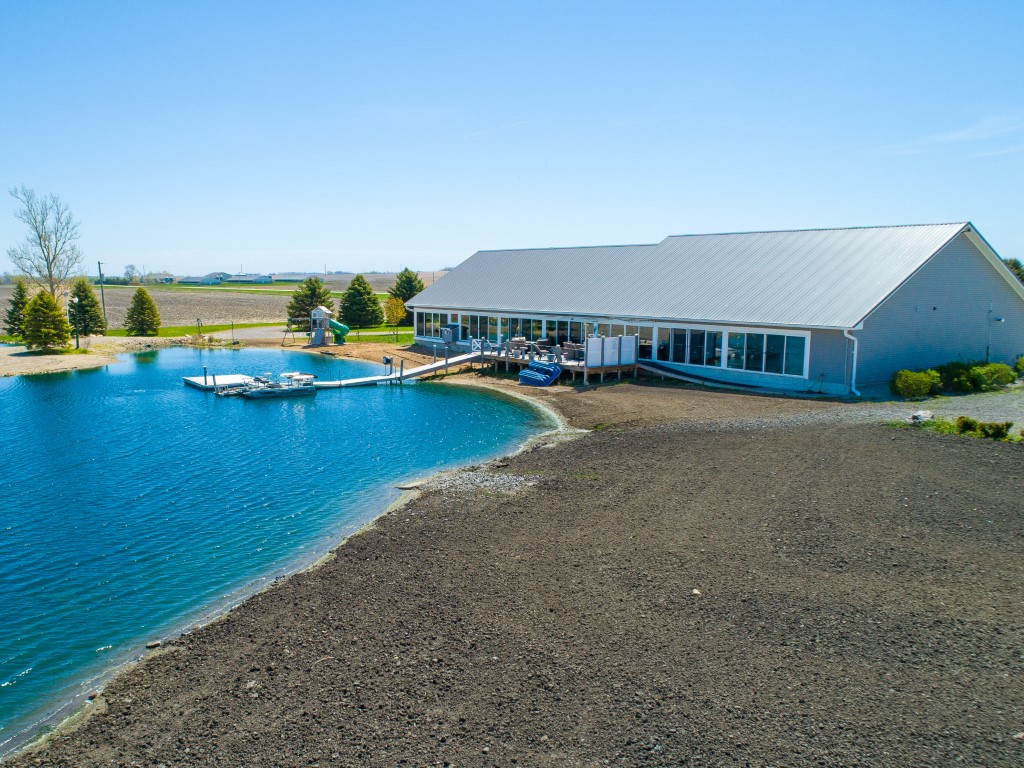 Sheffield, Iowa, 50475, United States, 3 Bedrooms Bedrooms, ,2 BathroomsBathrooms,Residential,For Sale,1976562