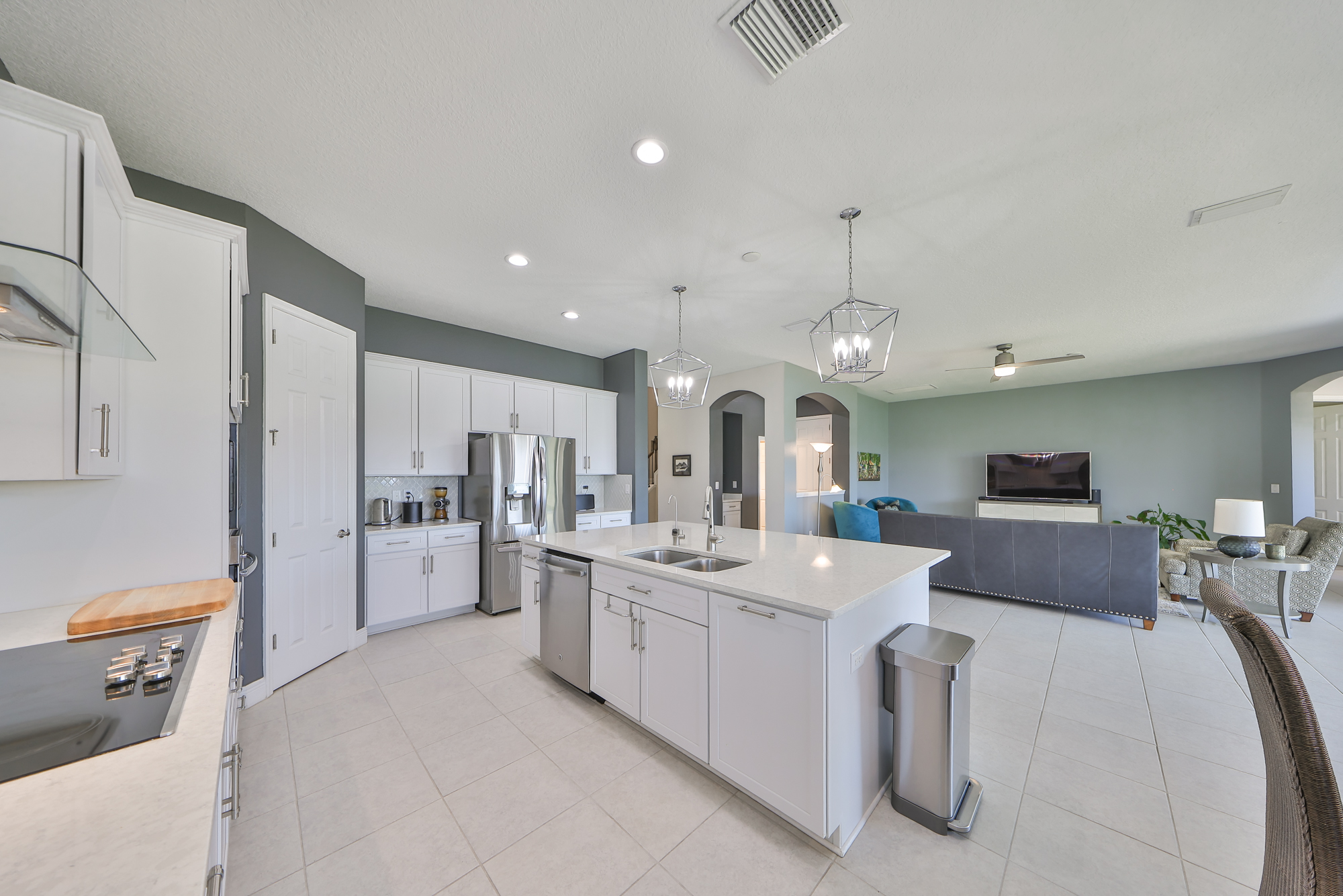 Riverview, Florida, 33579, United States, 5 Bedrooms Bedrooms, ,5 BathroomsBathrooms,Residential,For Sale,1944782