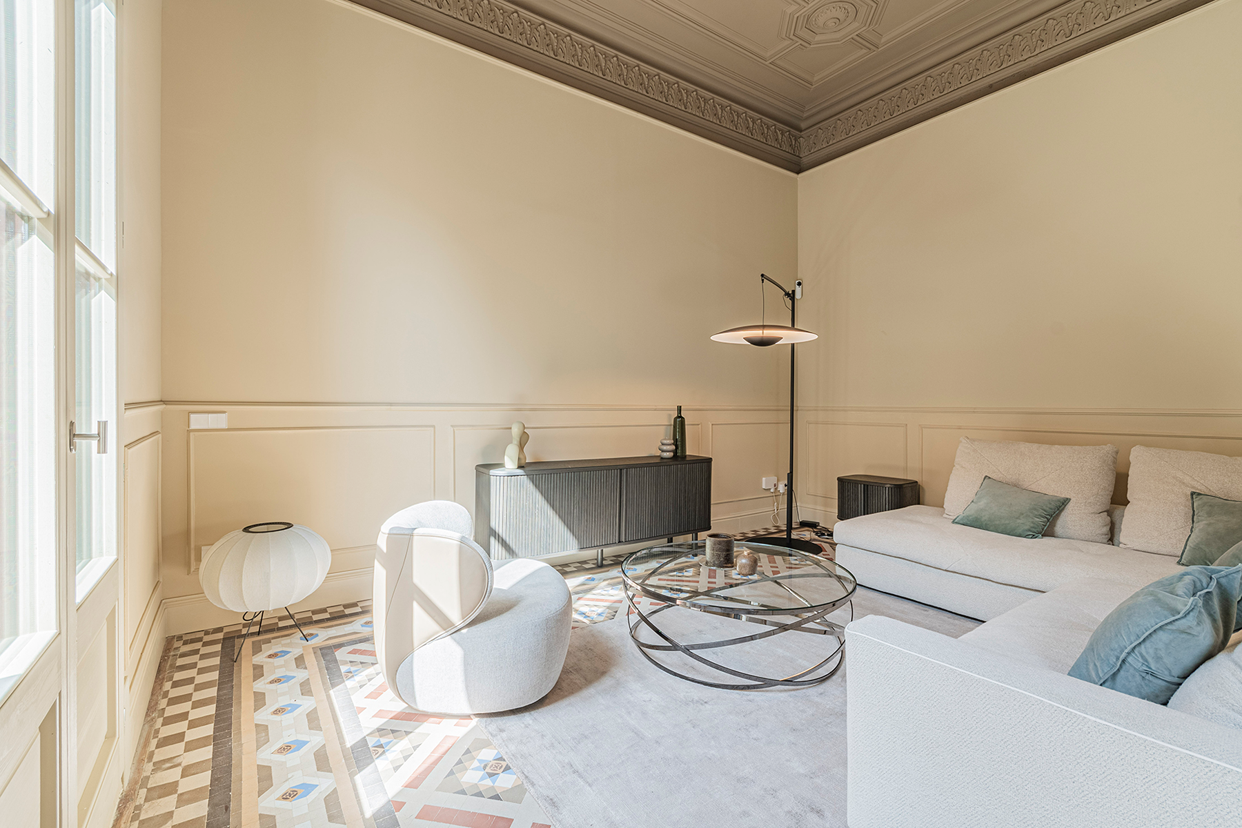 Extraordinary Modernist apartment with high ceilings - 物件實景