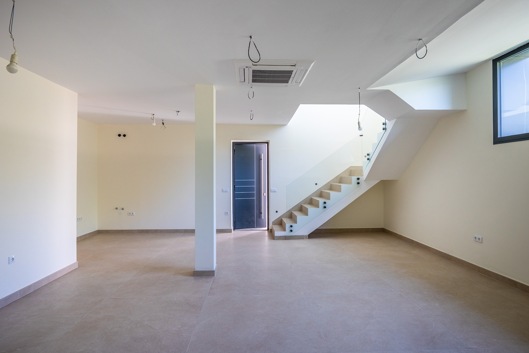  Detached villa with pool in private development in Tomares - 物件實景