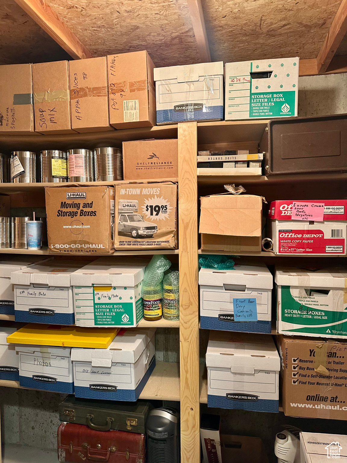 Logan, Utah, 84321, United States, 6 Bedrooms Bedrooms, ,7 BathroomsBathrooms,Residential,For Sale,1975254