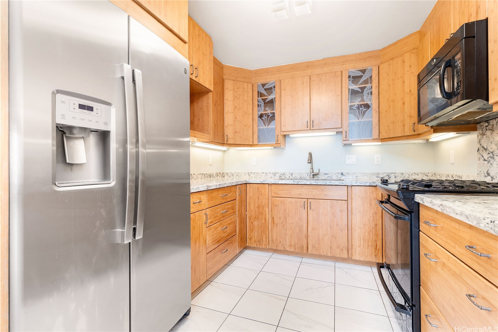 Honolulu, Hawaii, 96815, United States, 1 Bedroom Bedrooms, ,1 BathroomBathrooms,Residential,For Sale,1963842