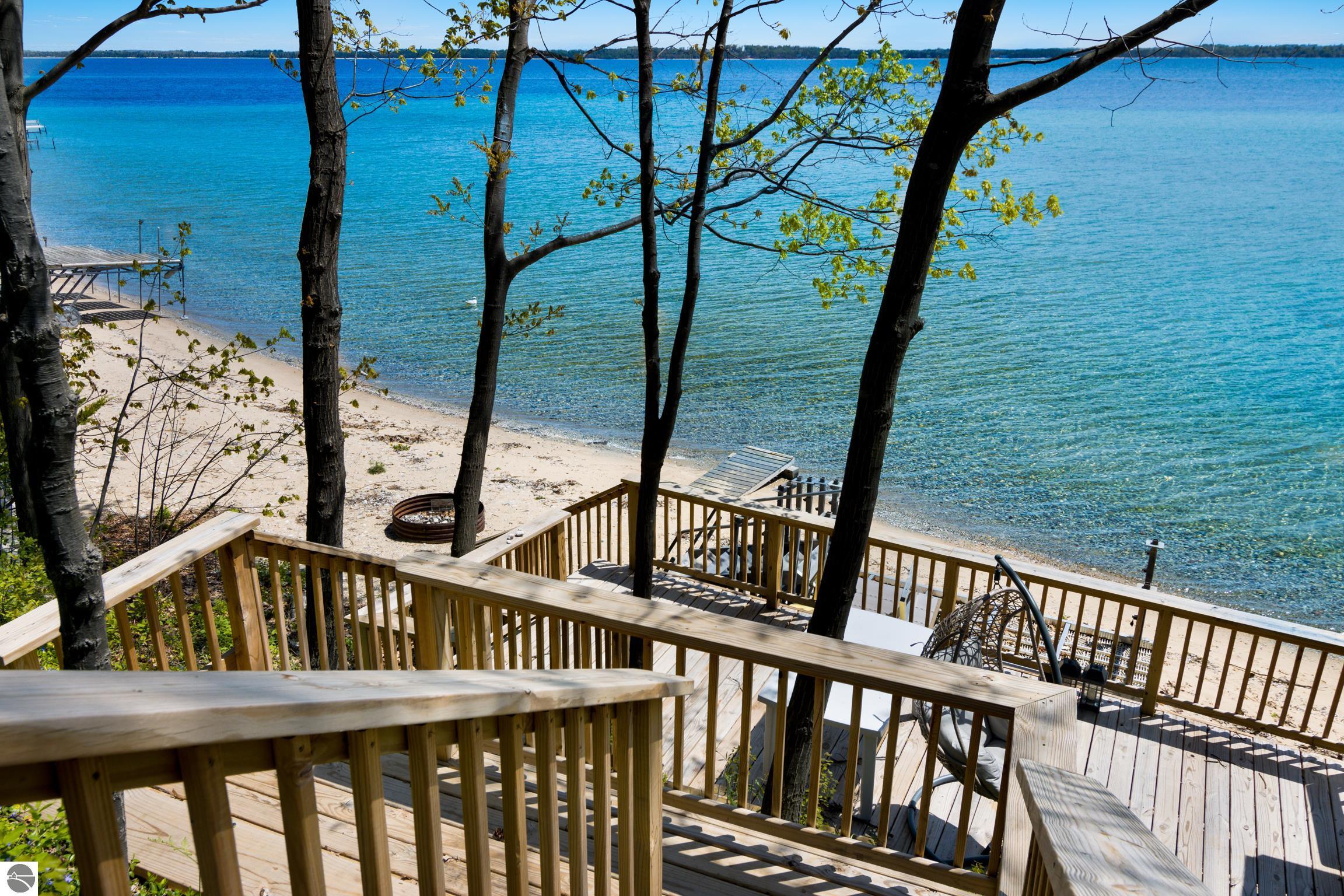 Traverse City, Michigan, 49686, United States, 3 Bedrooms Bedrooms, ,1 BathroomBathrooms,Residential,For Sale,2048667