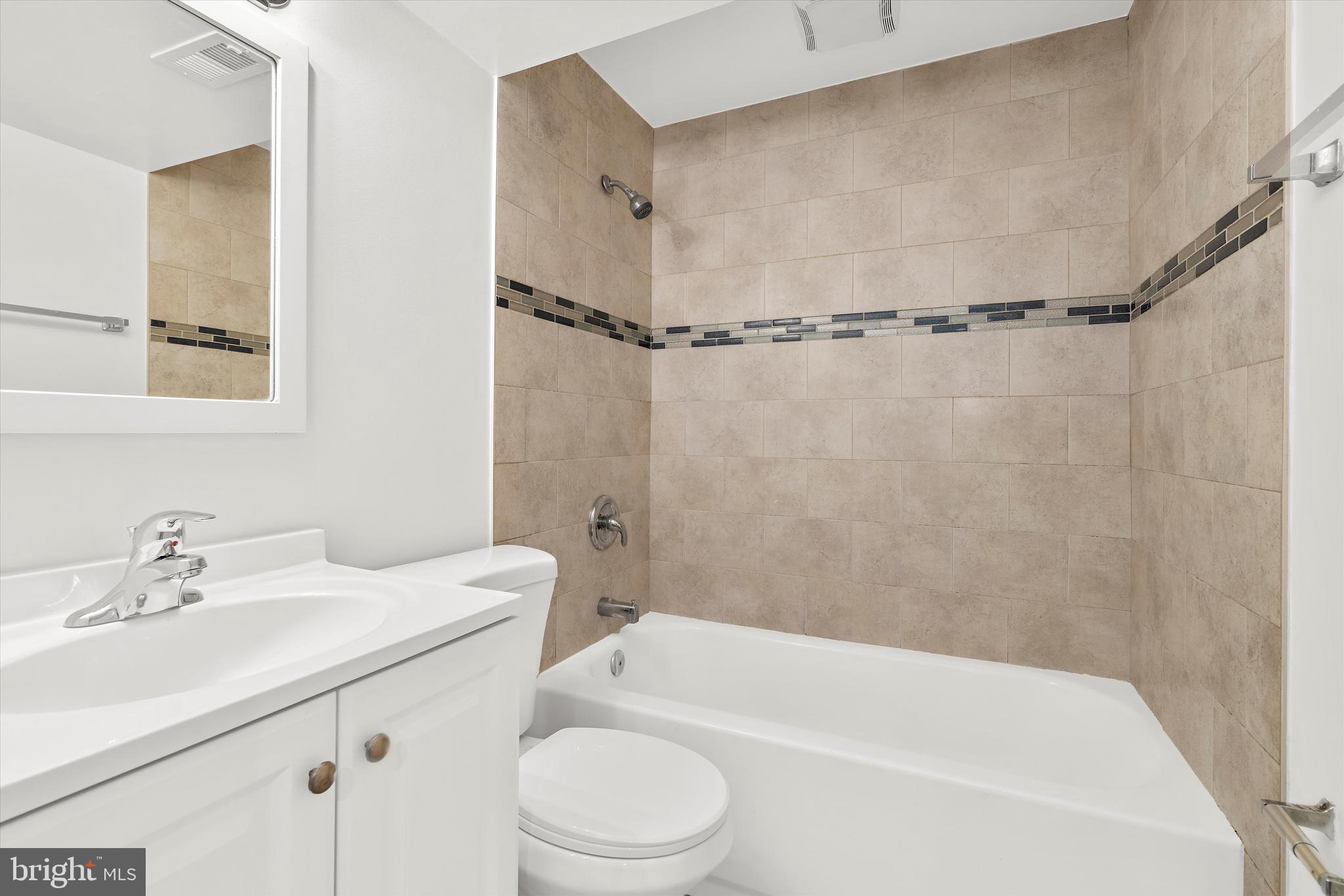 Rockville, Maryland, 20850, United States, 5 Bedrooms Bedrooms, ,5 BathroomsBathrooms,Residential,For Sale,1978251