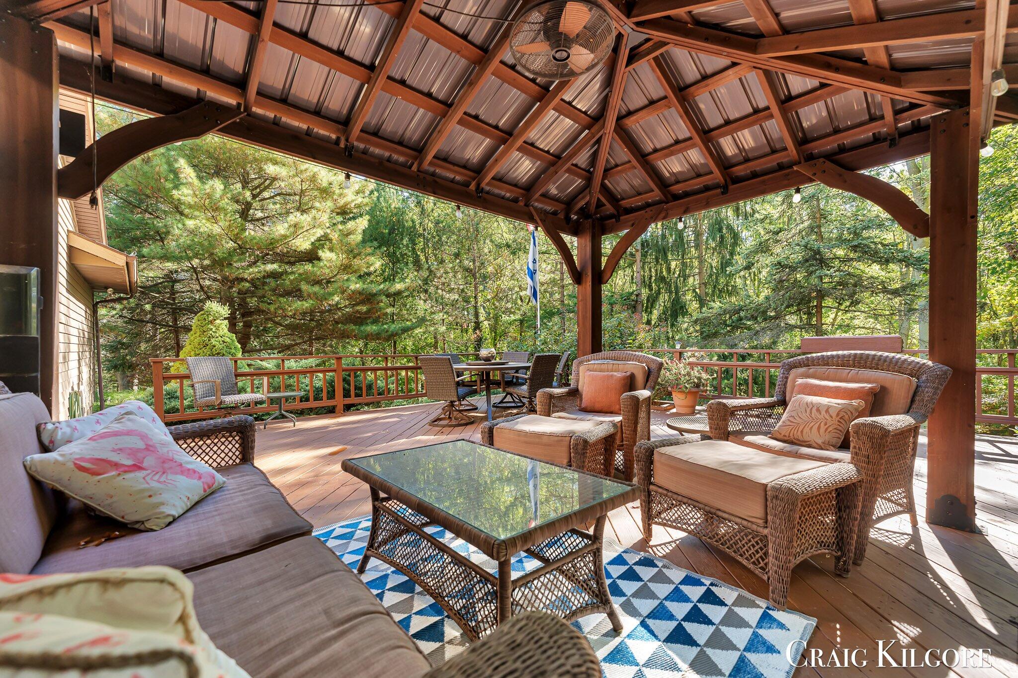 Spring Lake, Michigan, 49456, United States, 2 Bedrooms Bedrooms, ,3 BathroomsBathrooms,Residential,For Sale,2003157