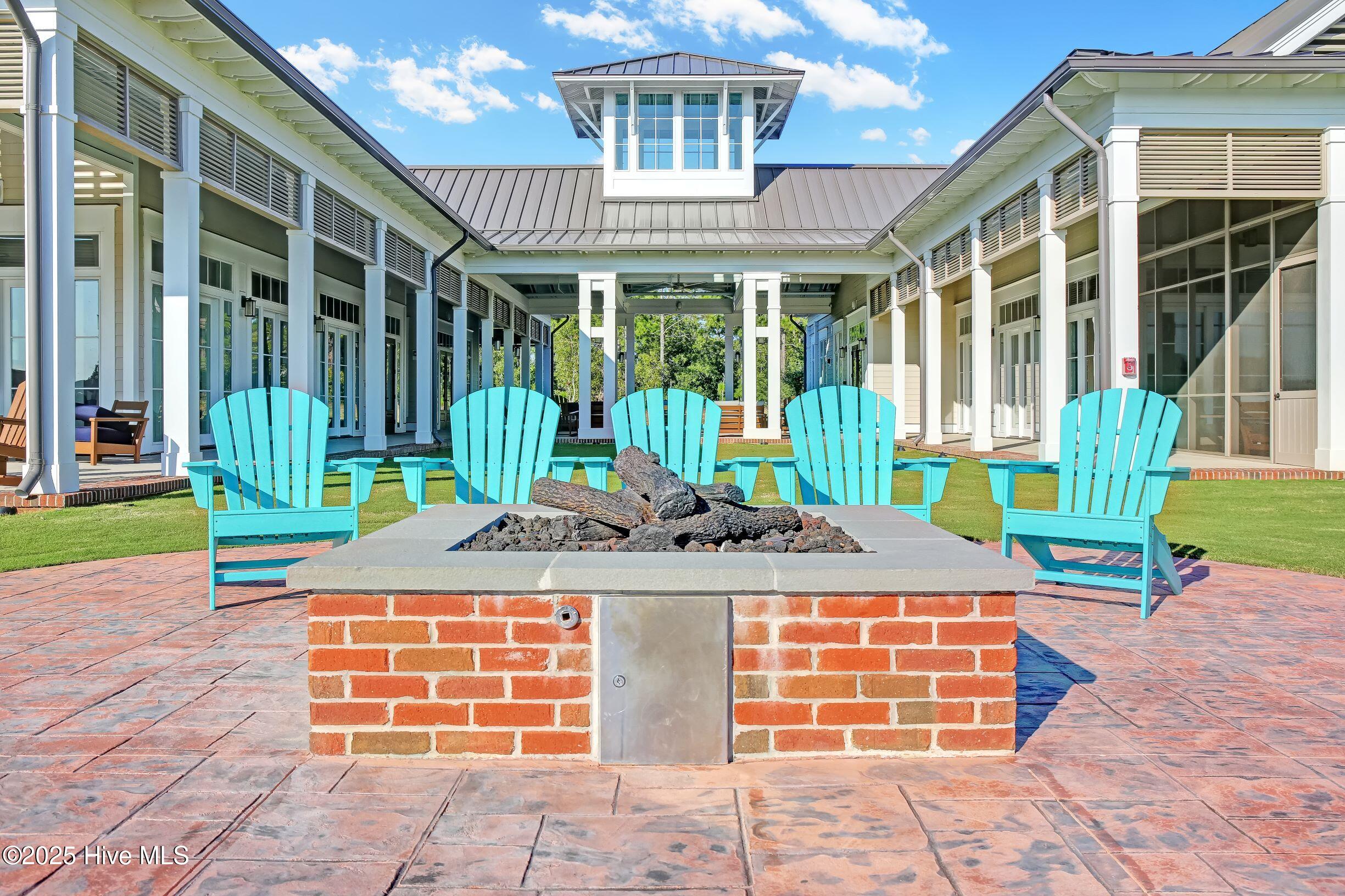 Wilmington, North Carolina, 28412, United States, 3 Bedrooms Bedrooms, ,3 BathroomsBathrooms,Residential,For Sale,1911341