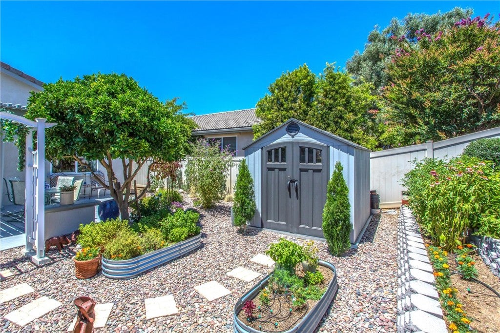 Beaumont, California, 92223, United States, 2 Bedrooms Bedrooms, ,2 BathroomsBathrooms,Residential,For Sale,1981721