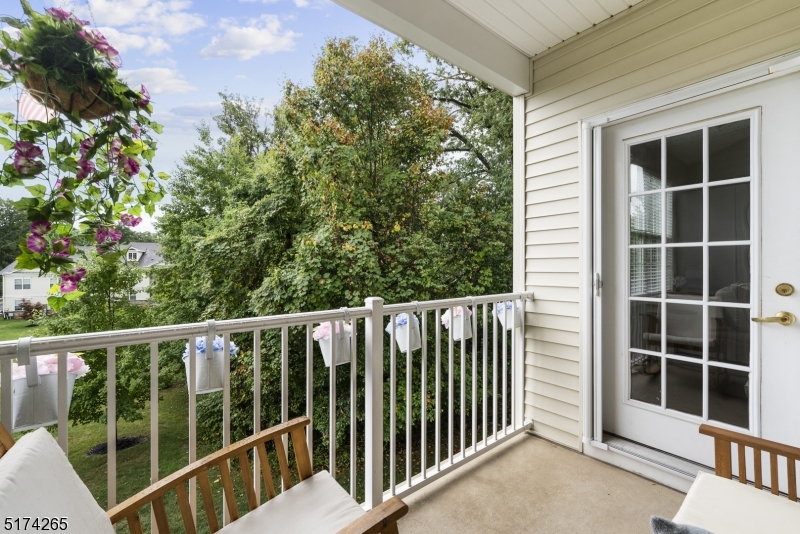 Hanover Twp., New Jersey, 07981, United States, 2 Bedrooms Bedrooms, ,2 BathroomsBathrooms,Residential,For Sale,2003399