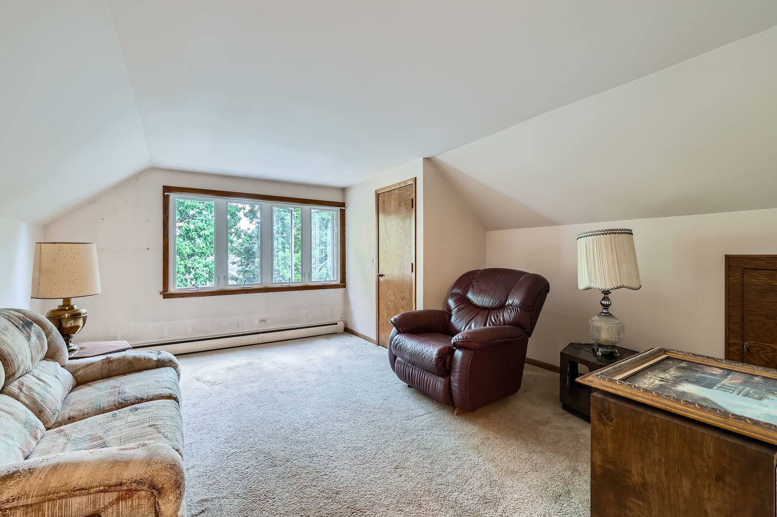 Chicago, Illinois, 60638, United States, 5 Bedrooms Bedrooms, ,Residential,For Sale,1878151